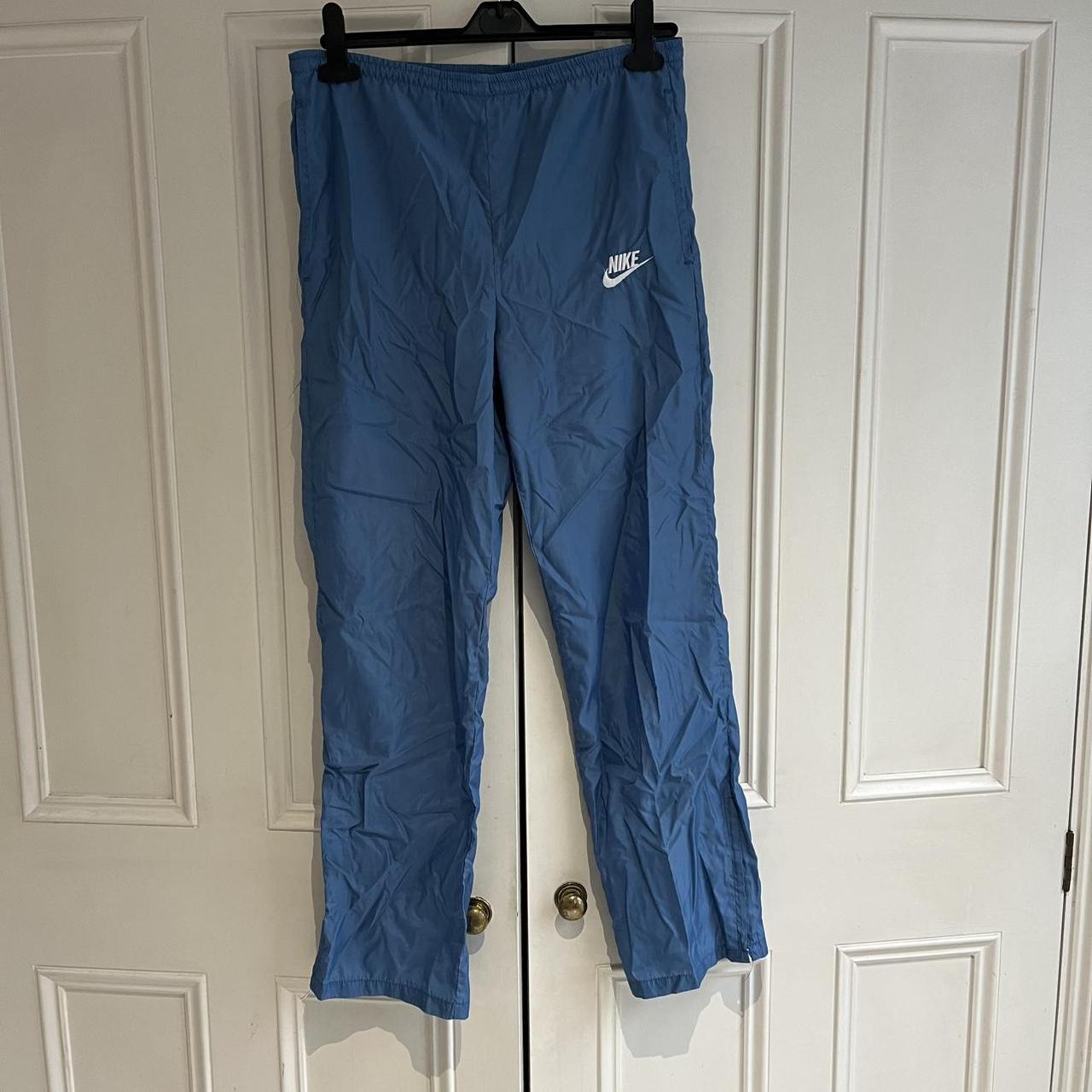 item listed by suzipoz