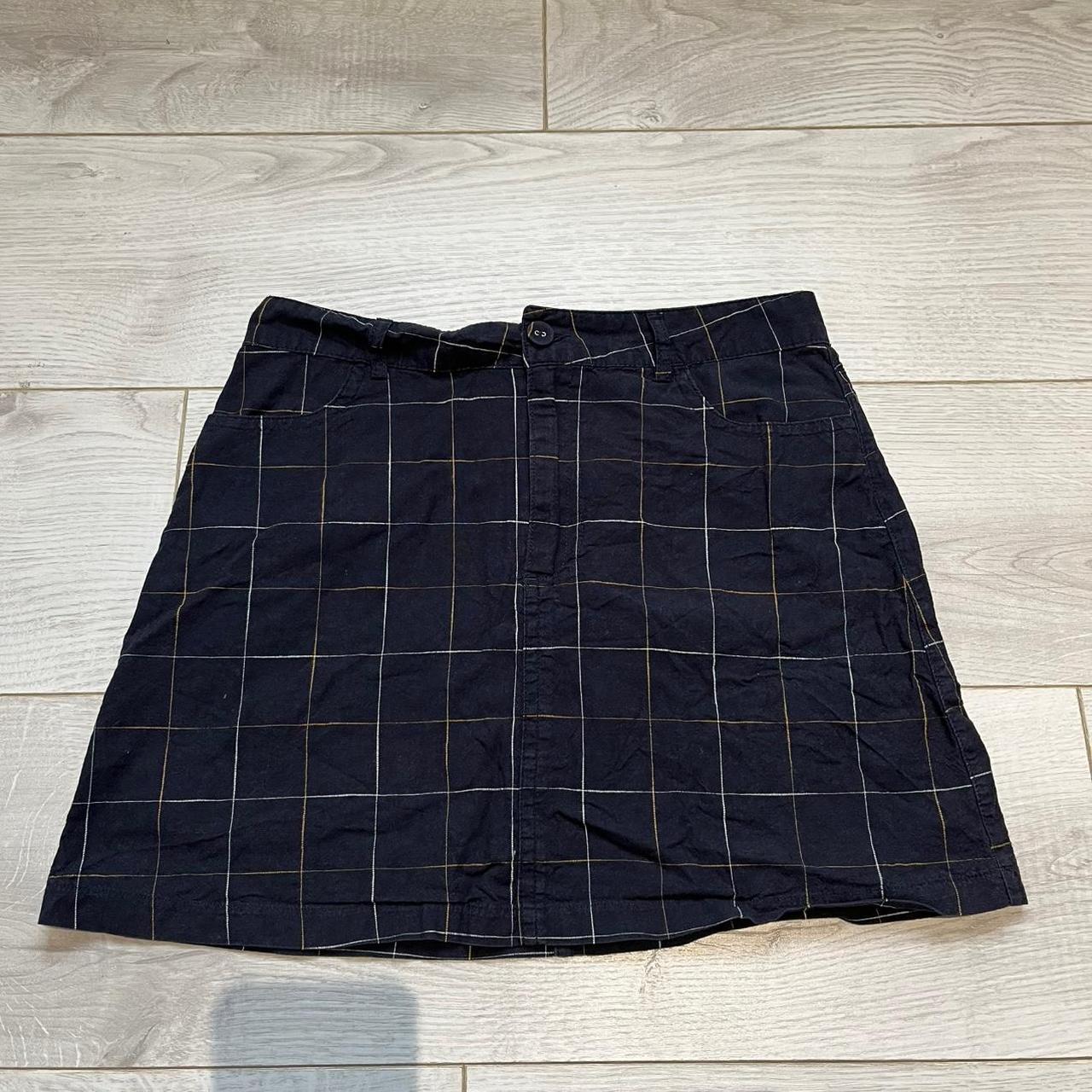 item listed by suzipoz