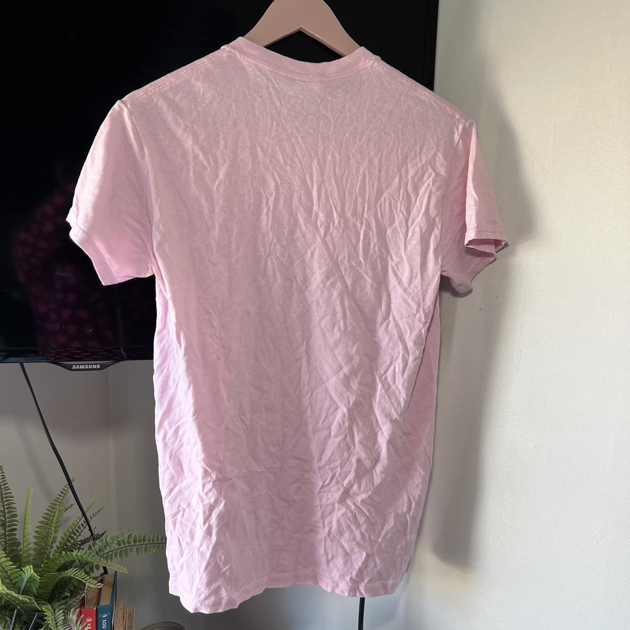 White kisses tshirt worn once perfect condition - Depop