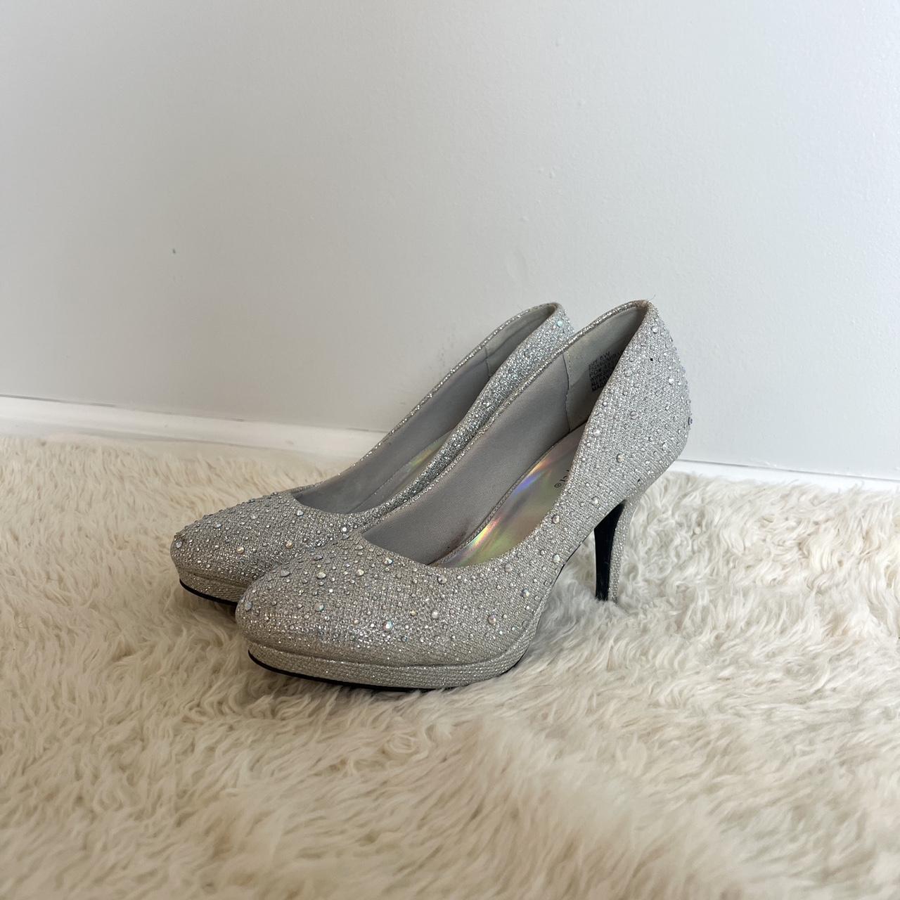 Silver heels hot sale shoe department