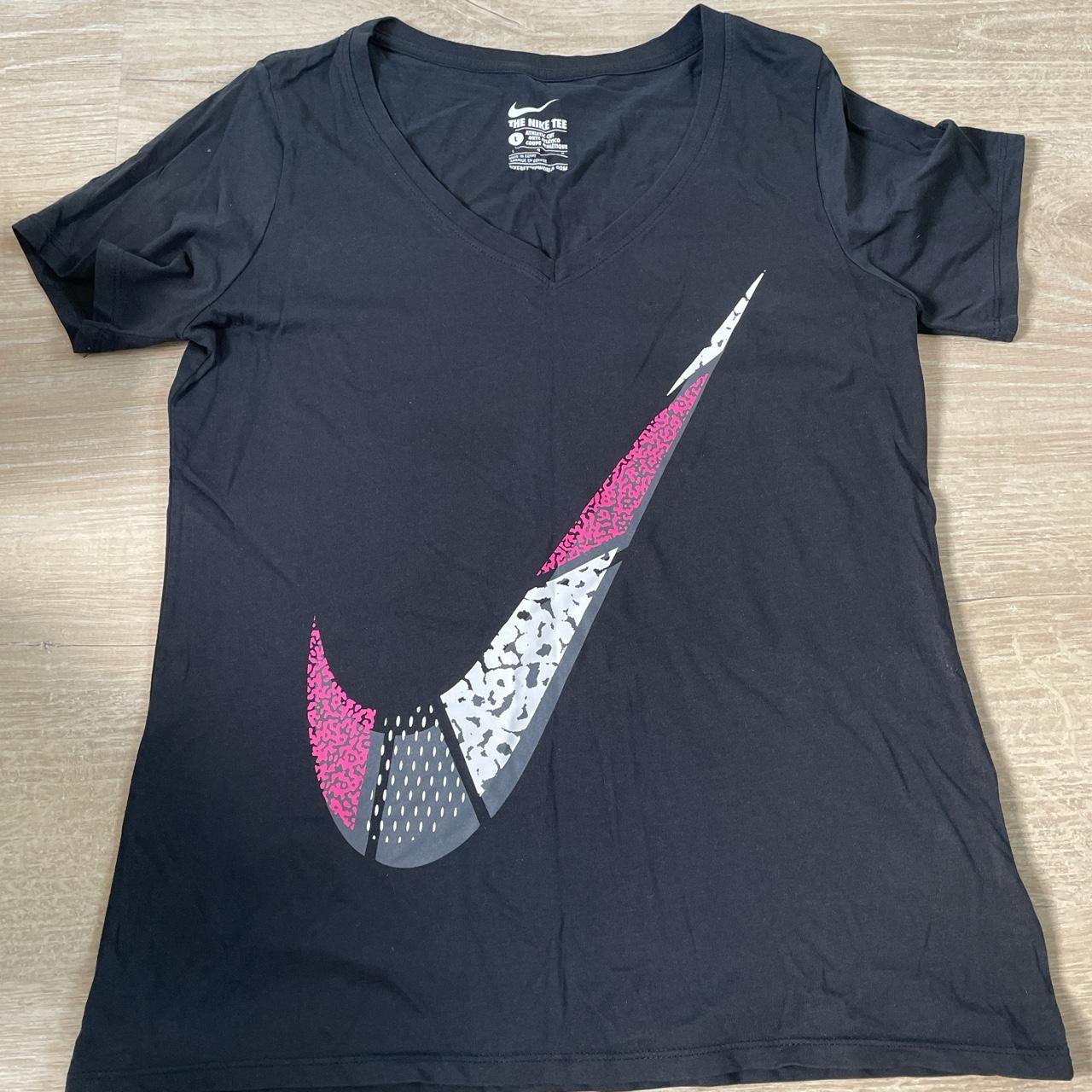 womens nike gym t shirt