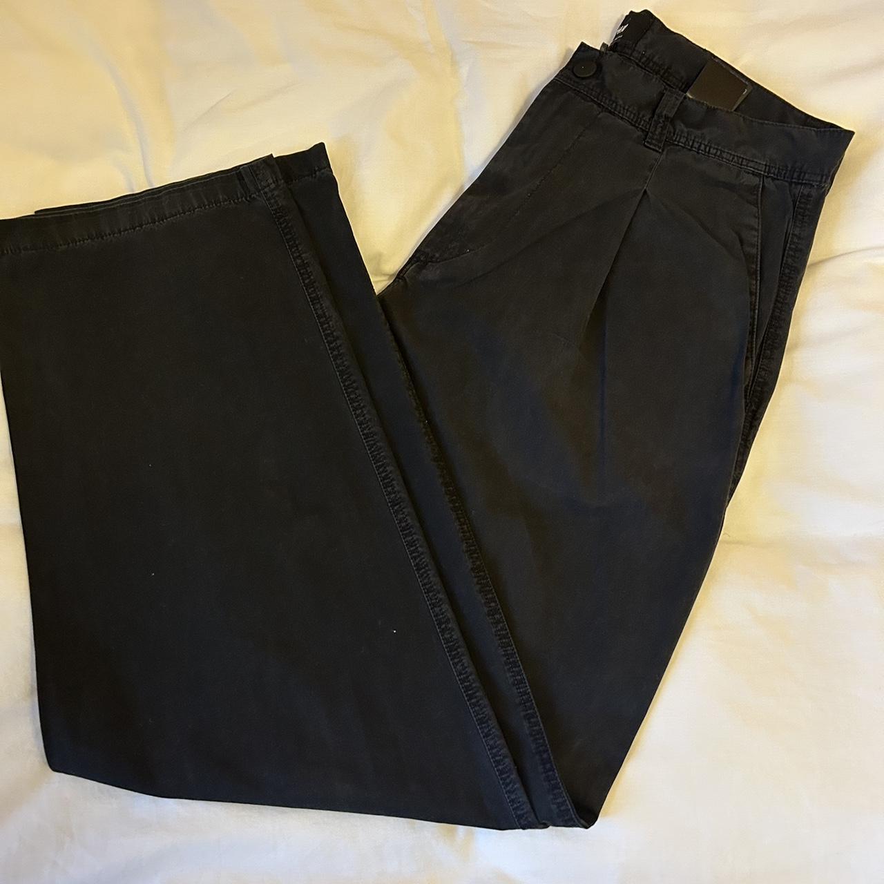 H&M trousers in black - Depop