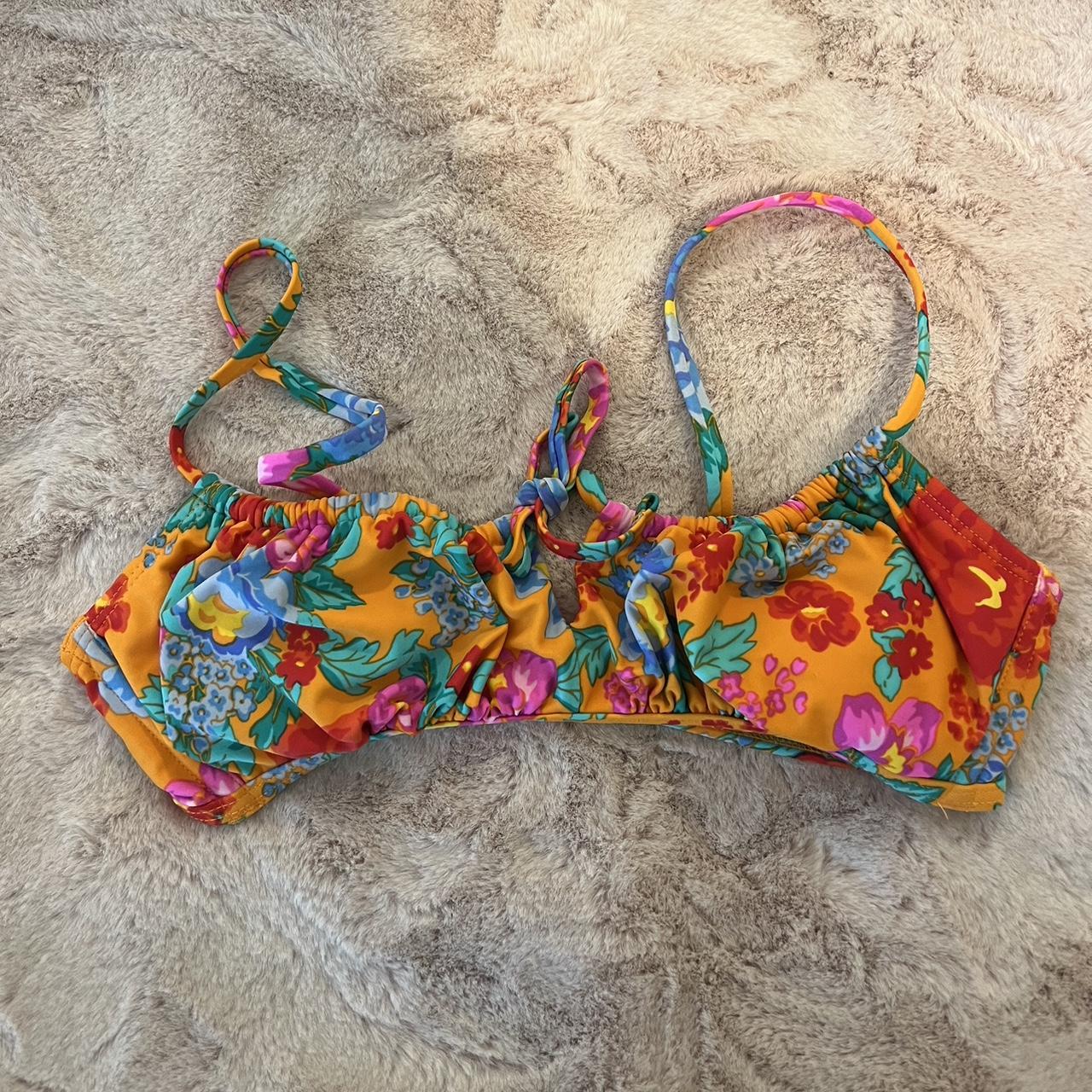 floral bikini top SOOO cute just not my size worn... - Depop