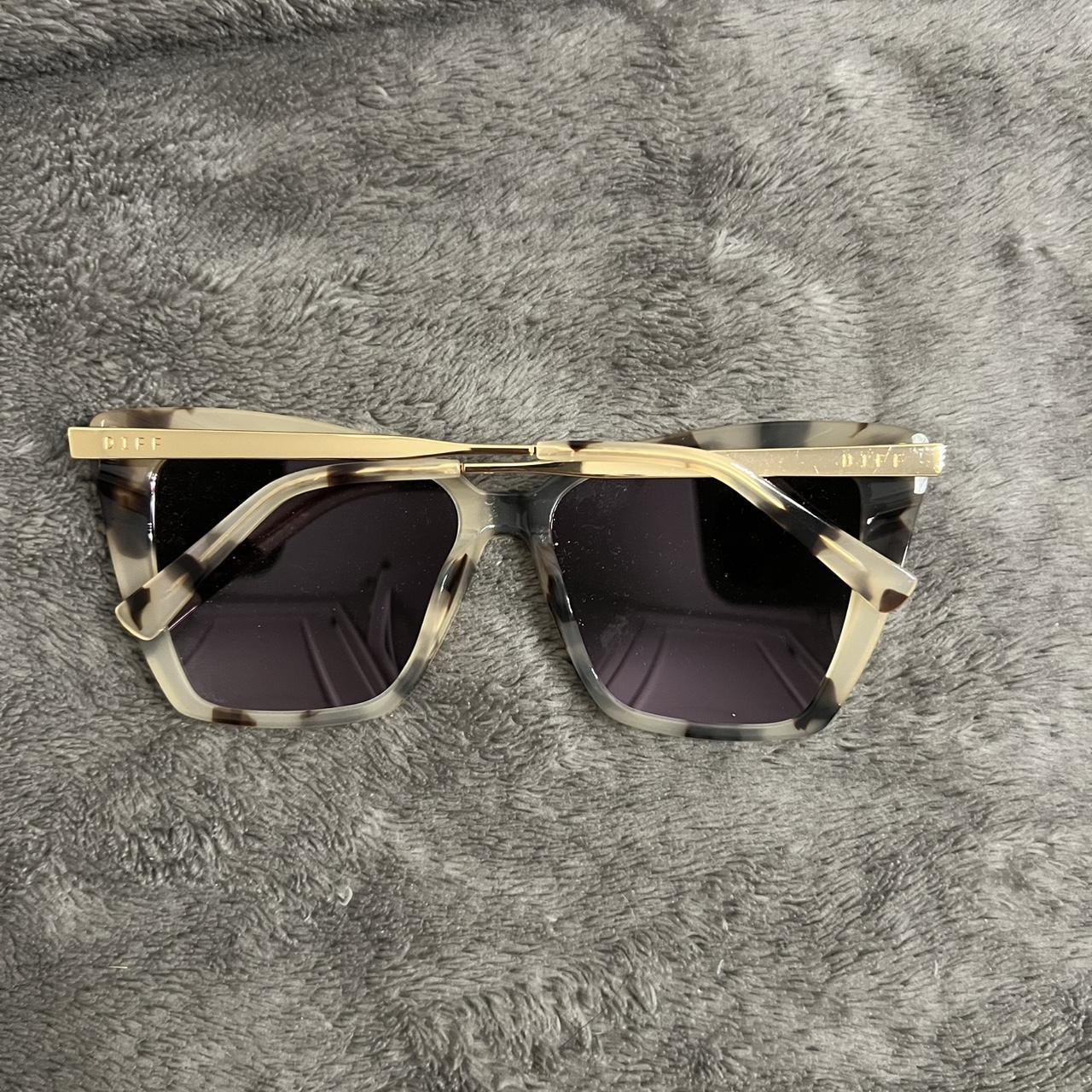 DIFF Women's Sunglasses - Pink/Multi – DIFF pink … - image 2