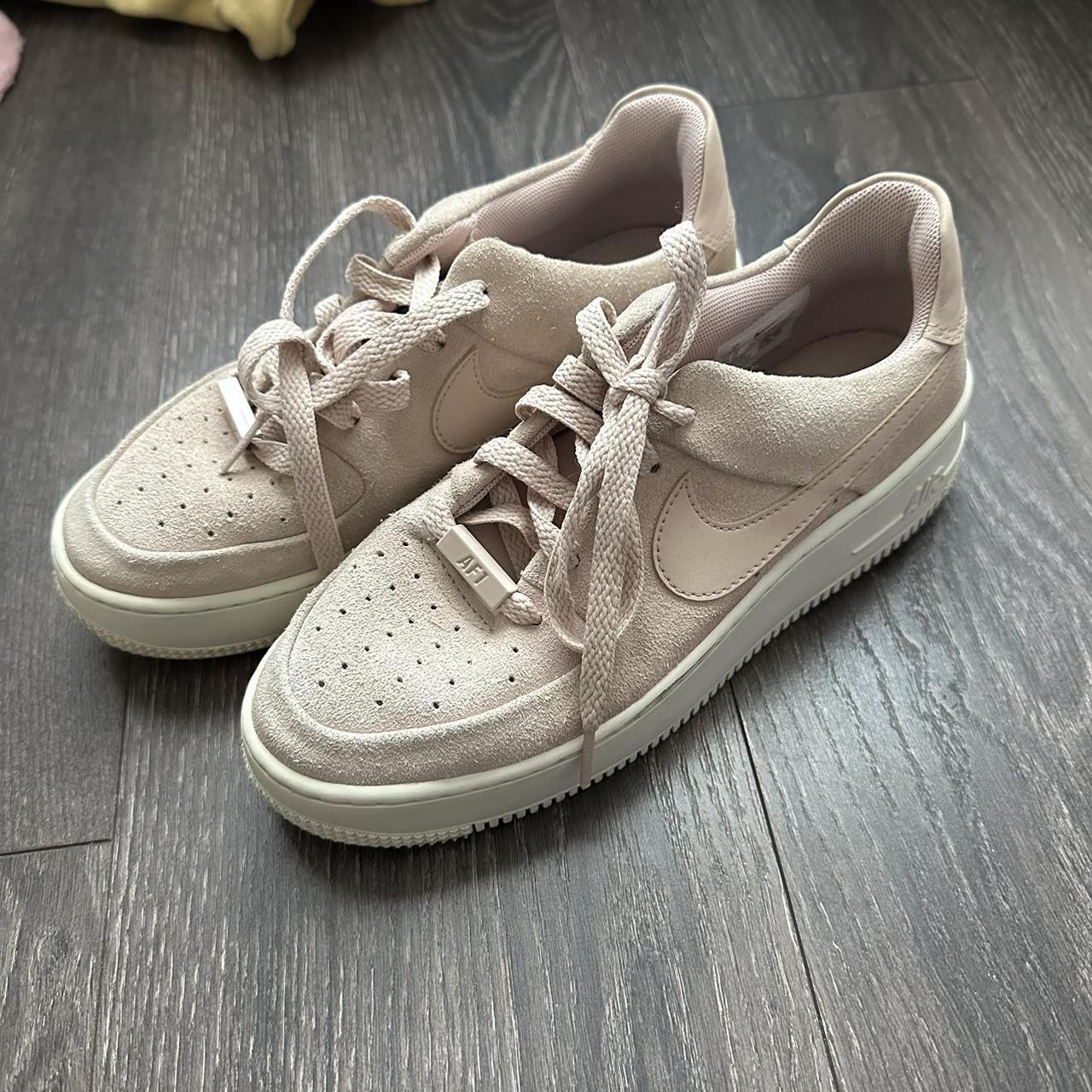 Light pink clearance af1