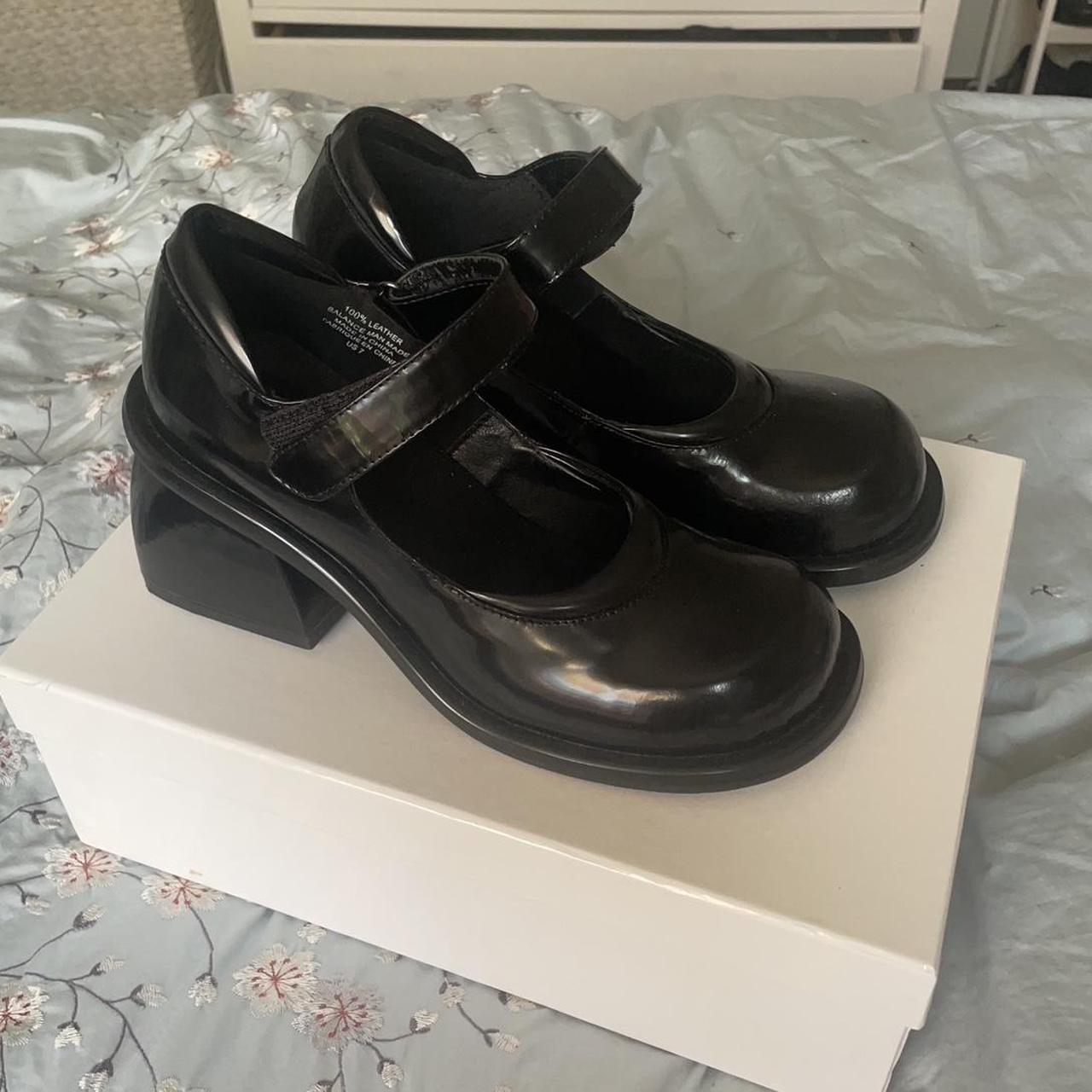 unif dot mary janes