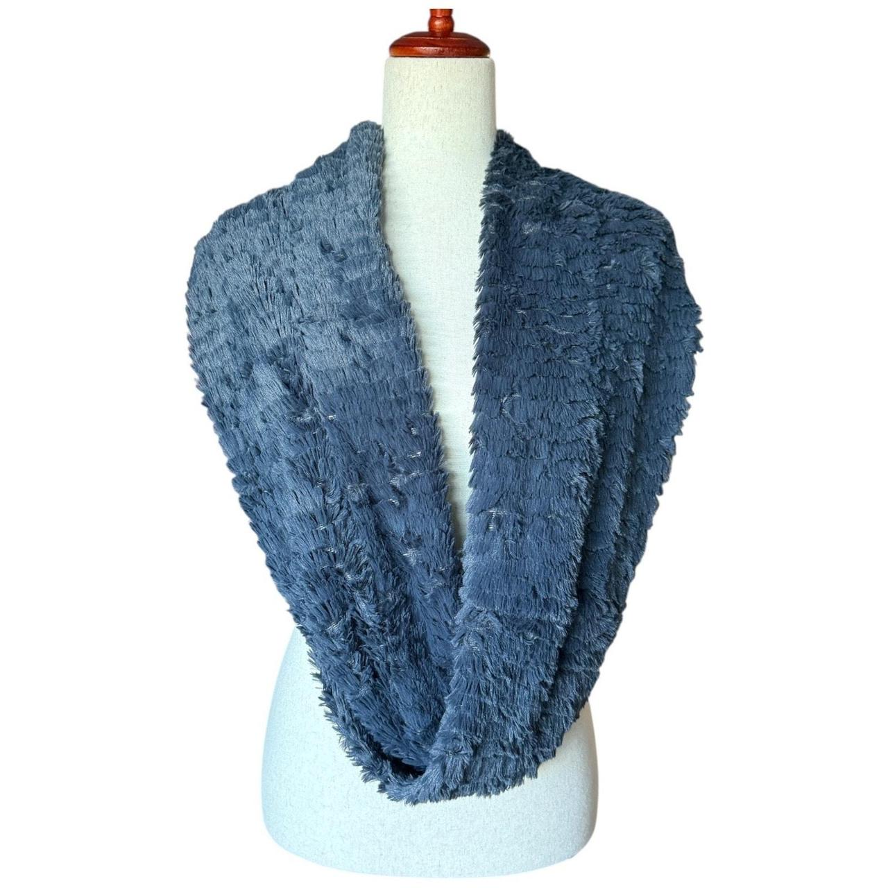 Source Unknown Women's Scarf - Grey – This plush … - image 3