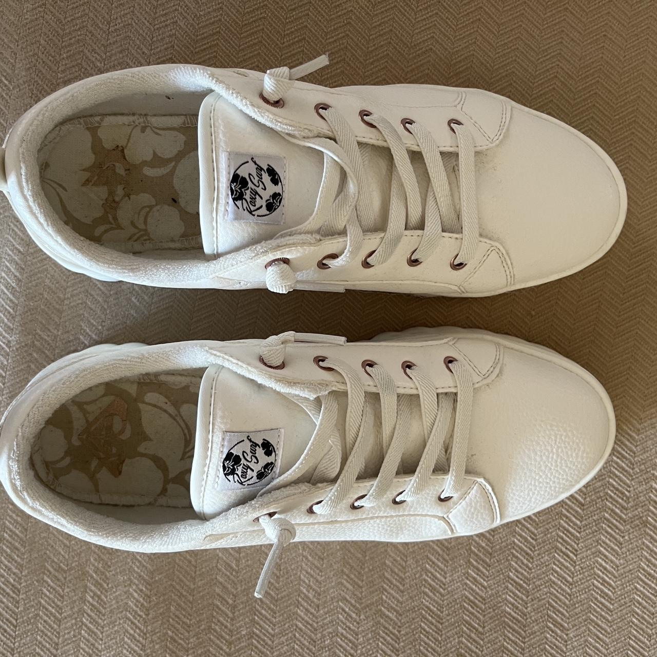 Roxy White shoes🤍 Size 10 Depop