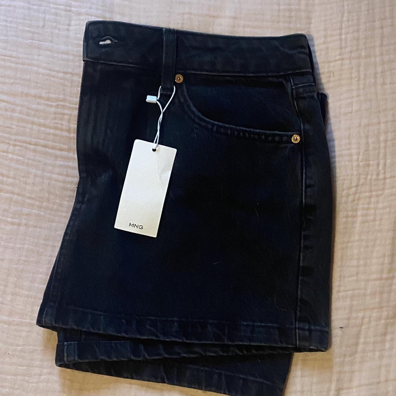 item listed by user293857573829