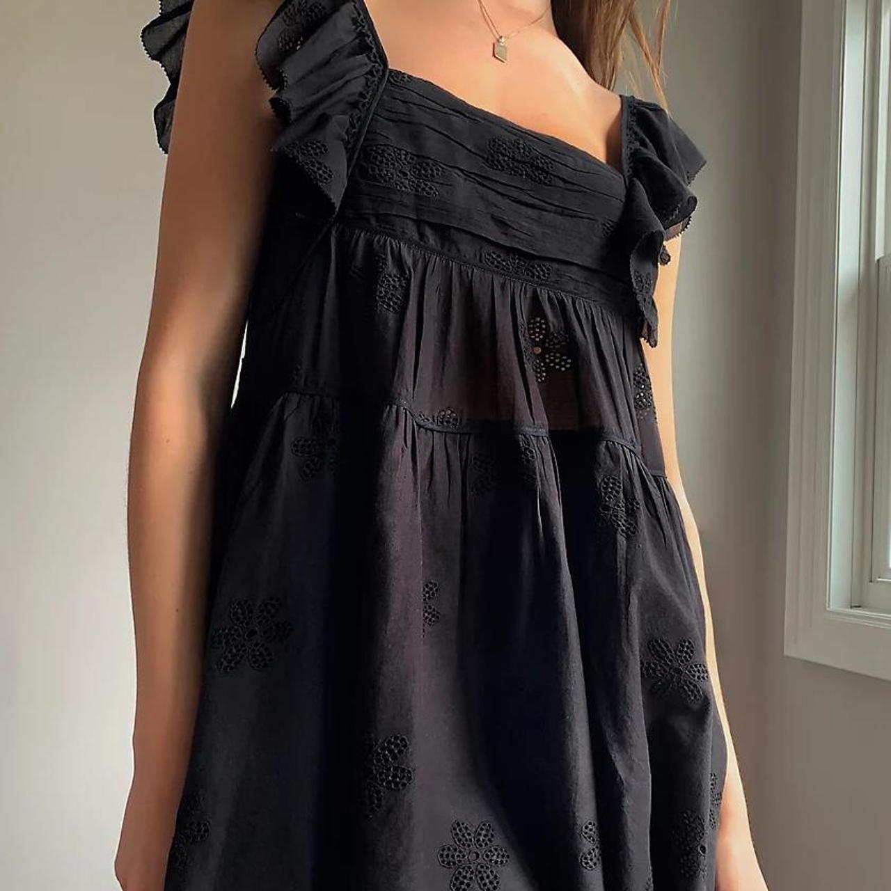 ARITZIA Babydoll Dress with flutter sleeves and back... Depop