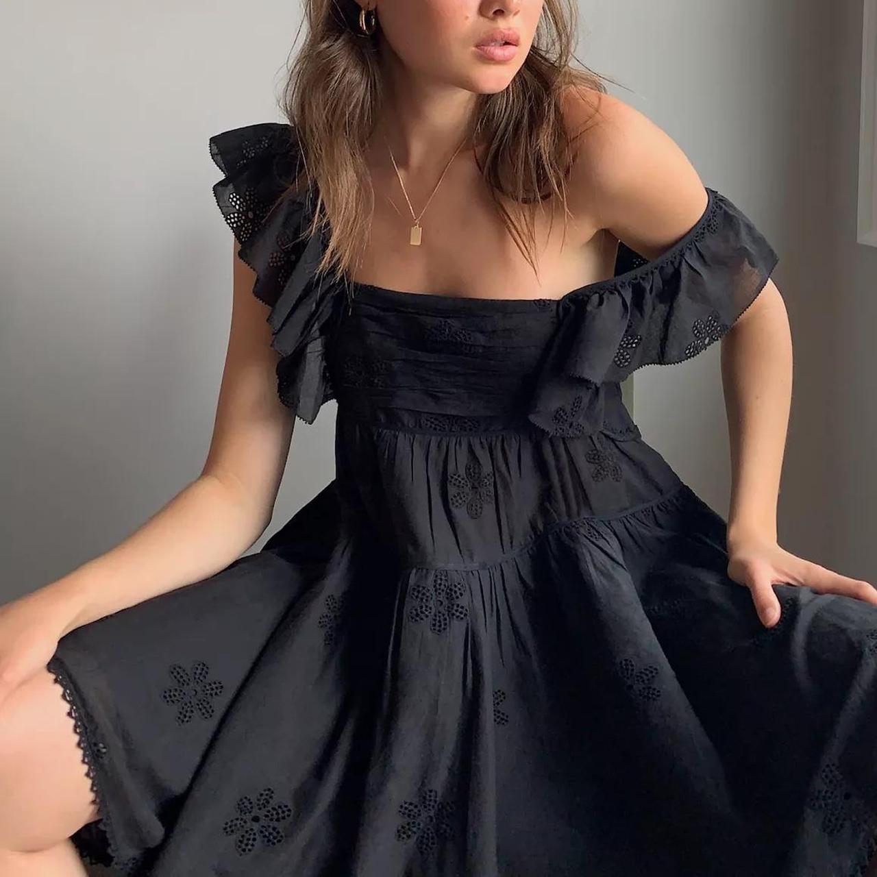 ARITZIA Babydoll Dress with flutter sleeves and back... Depop