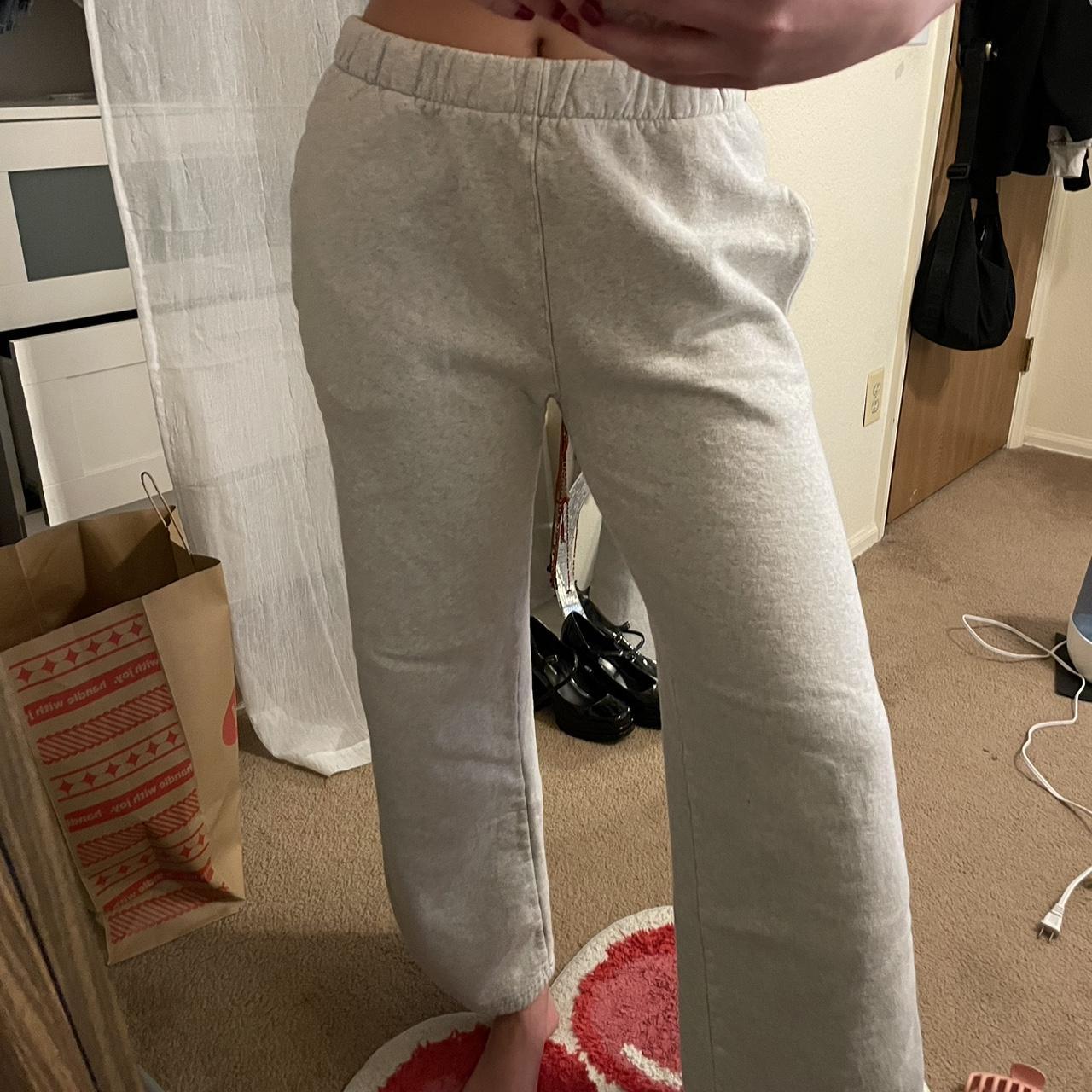 Brandy Melville sweat pants Grey -5’6 in photo for... - Depop