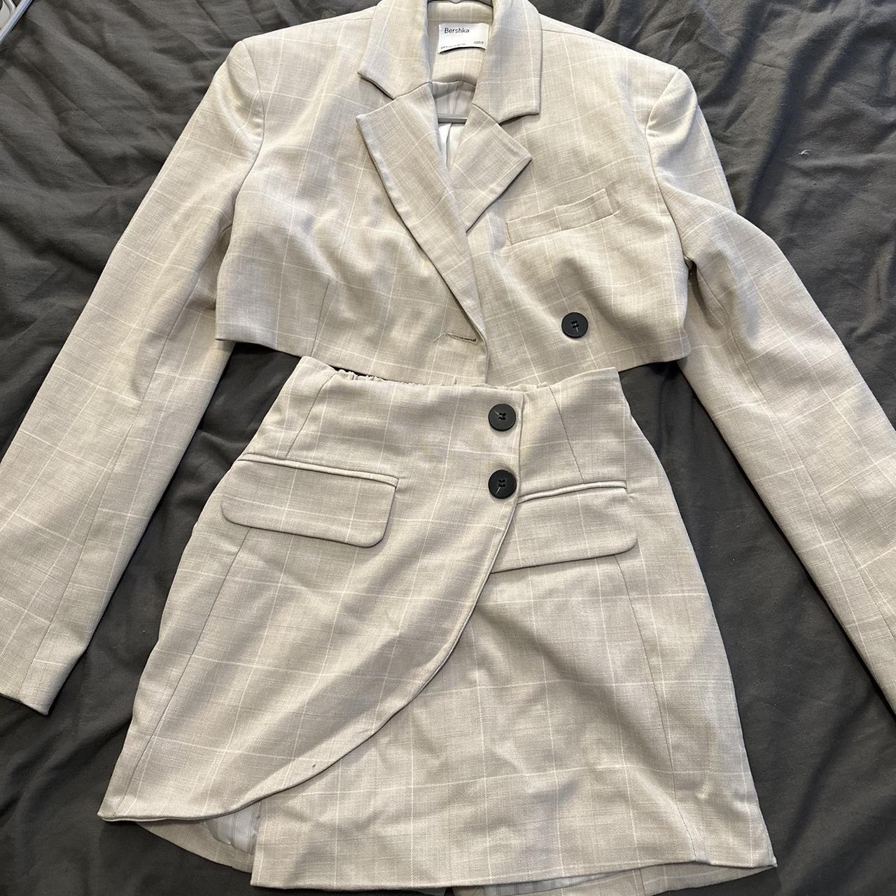 Bershka skirt suit Crop blazer Xs - Depop