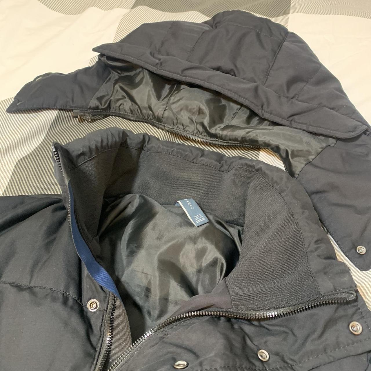 Zara Men's Black and Navy Coat | Depop