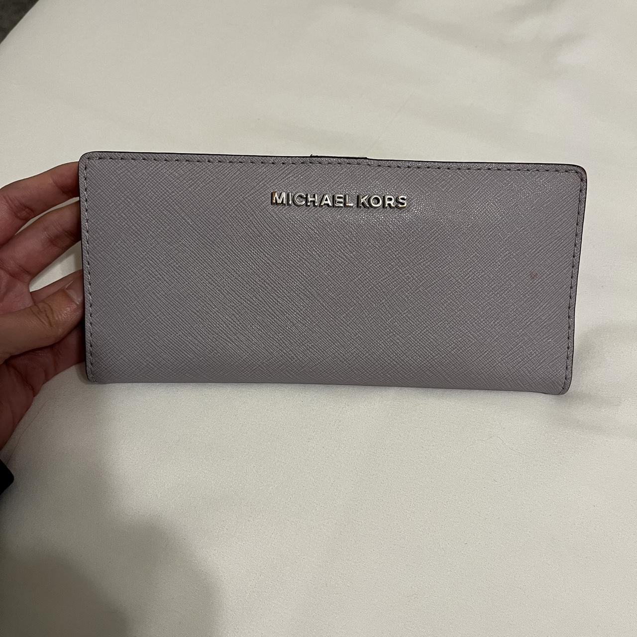 Michael Kors original lavender wallet Super cute