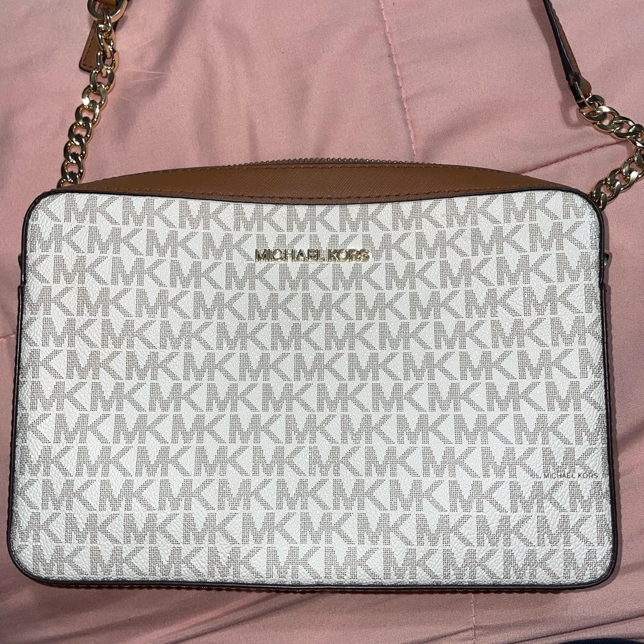 Michael kors white and tan deals bag