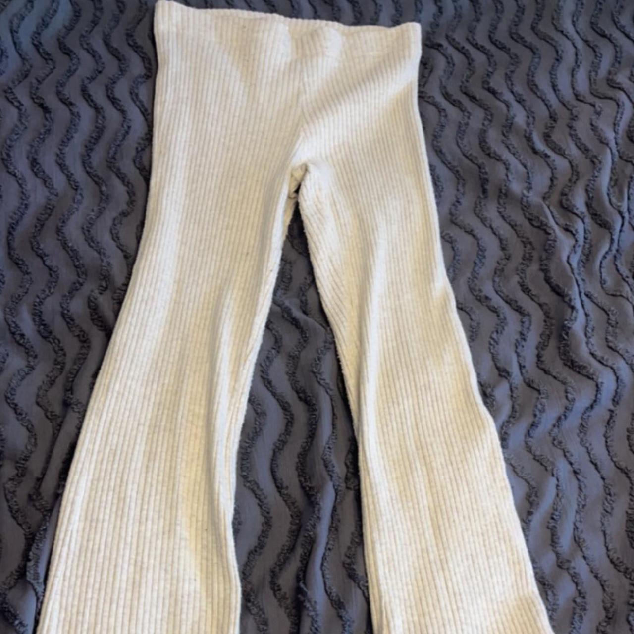 h&m knitted flares stretch size 4/6 - Depop