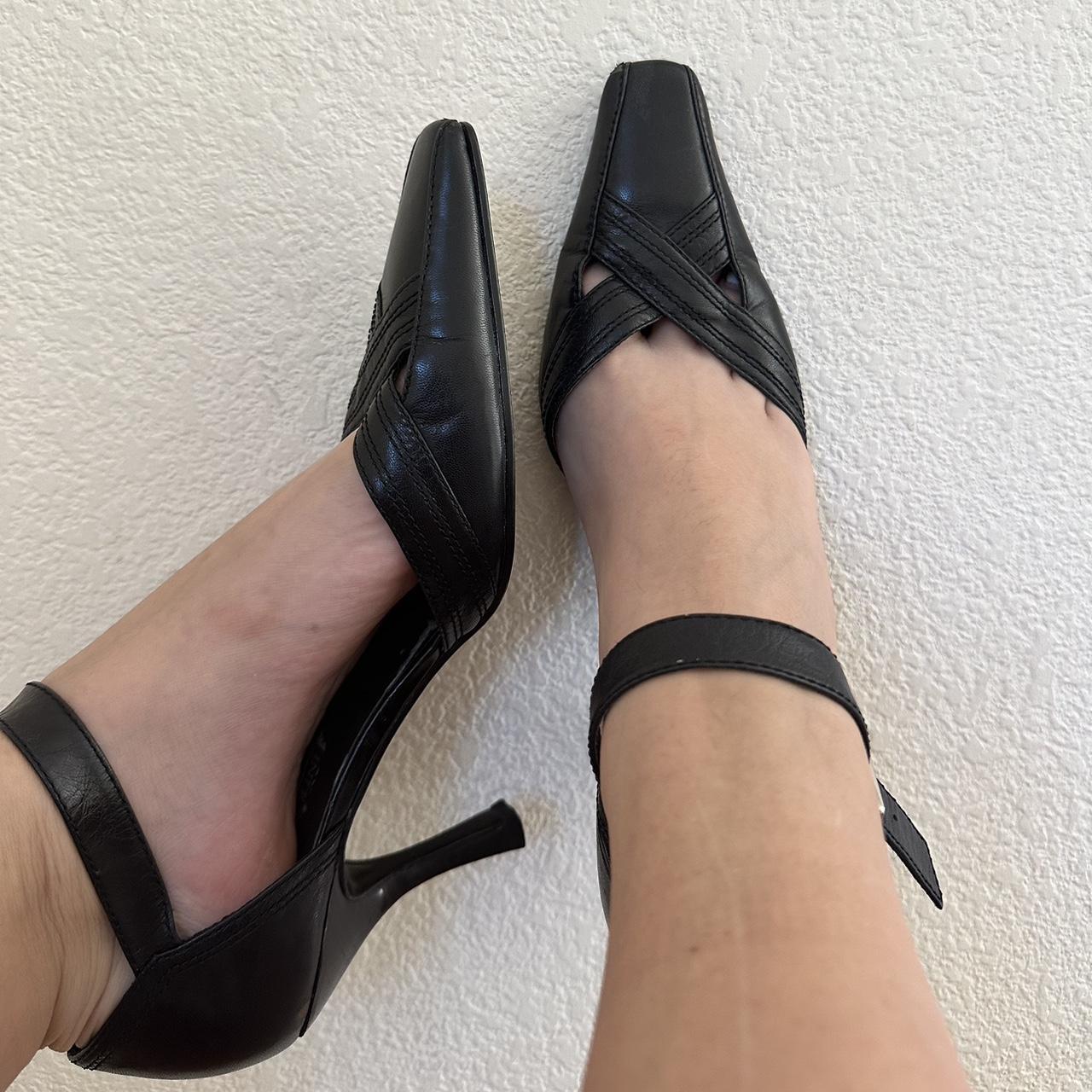 enzo angiolini debbie suede pointed toe pump