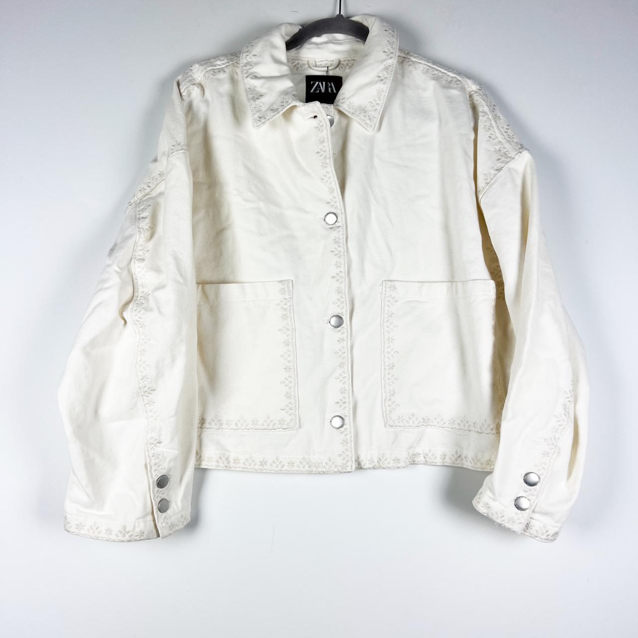 item listed by galoreconsignment