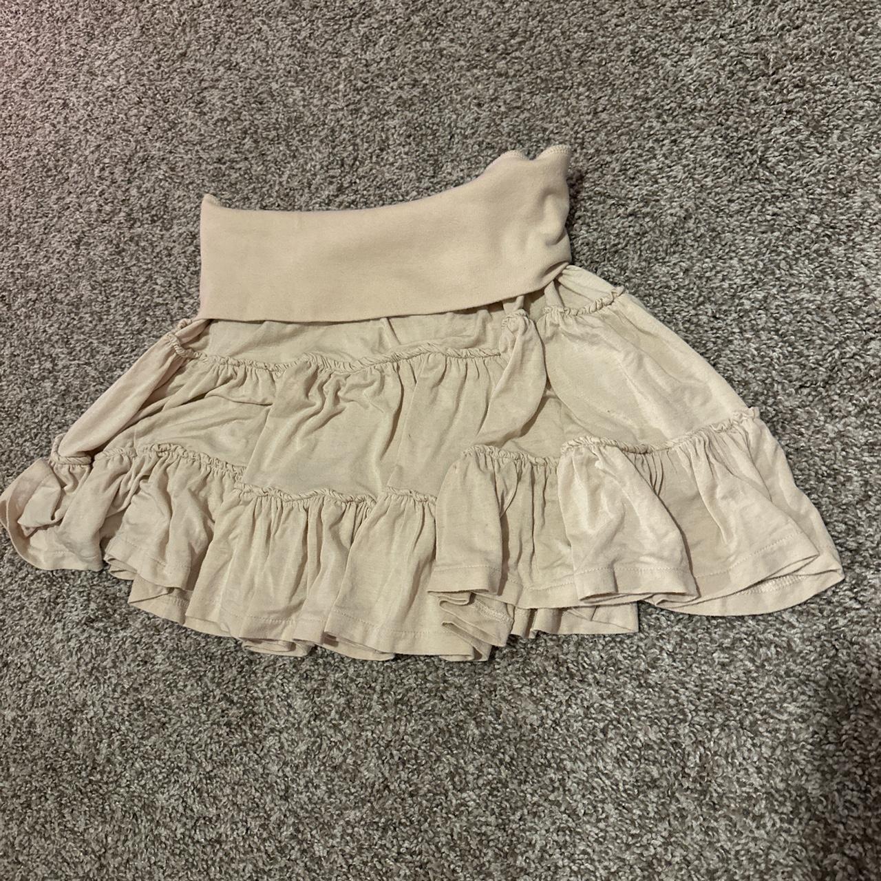Y2K cream tan ruffled high waisted mini skirt fold... - Depop