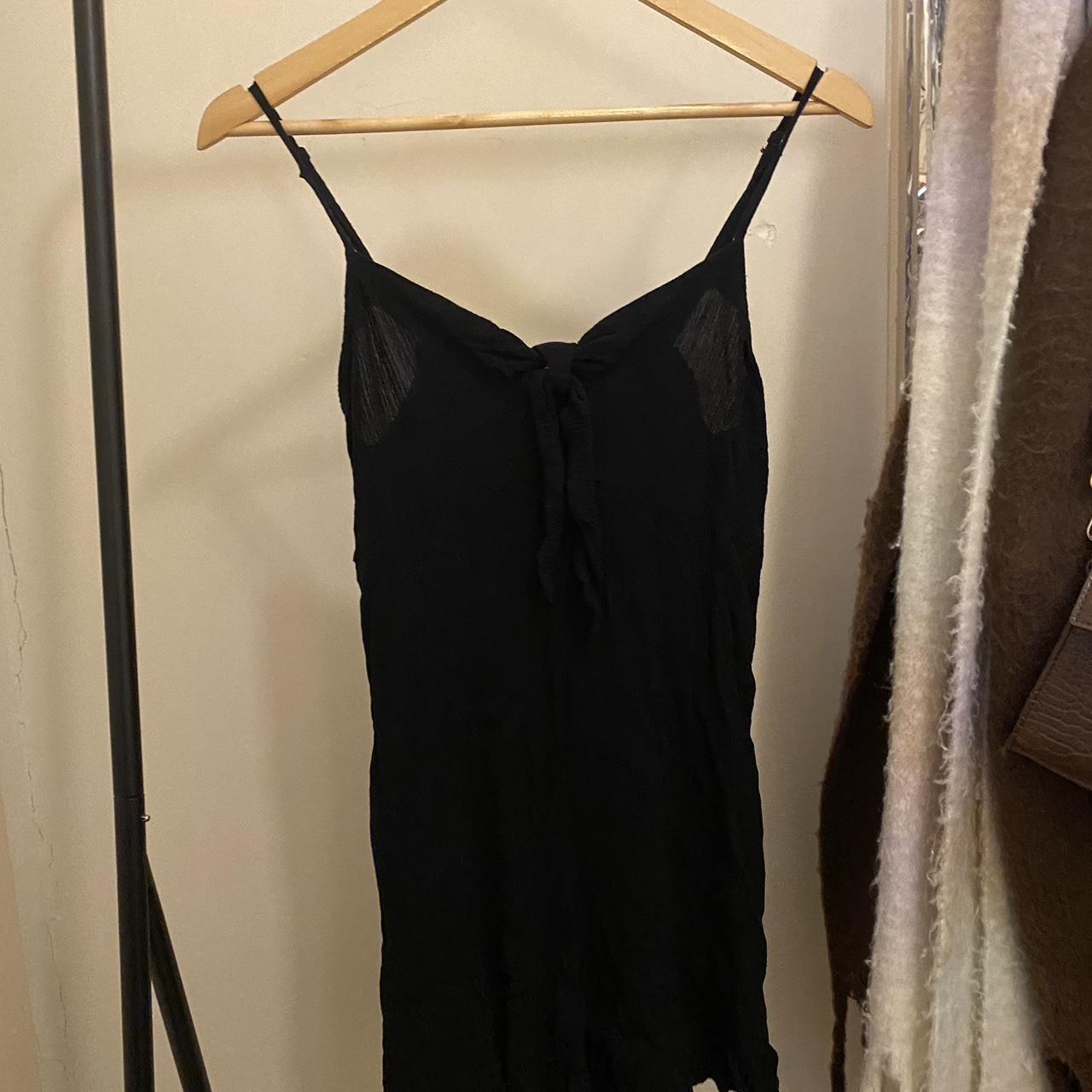 mini dress that ties at the front - Depop