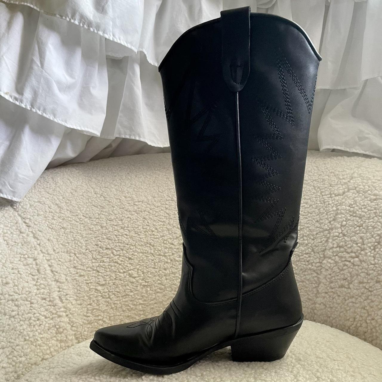 Steve madden square toe on sale boots