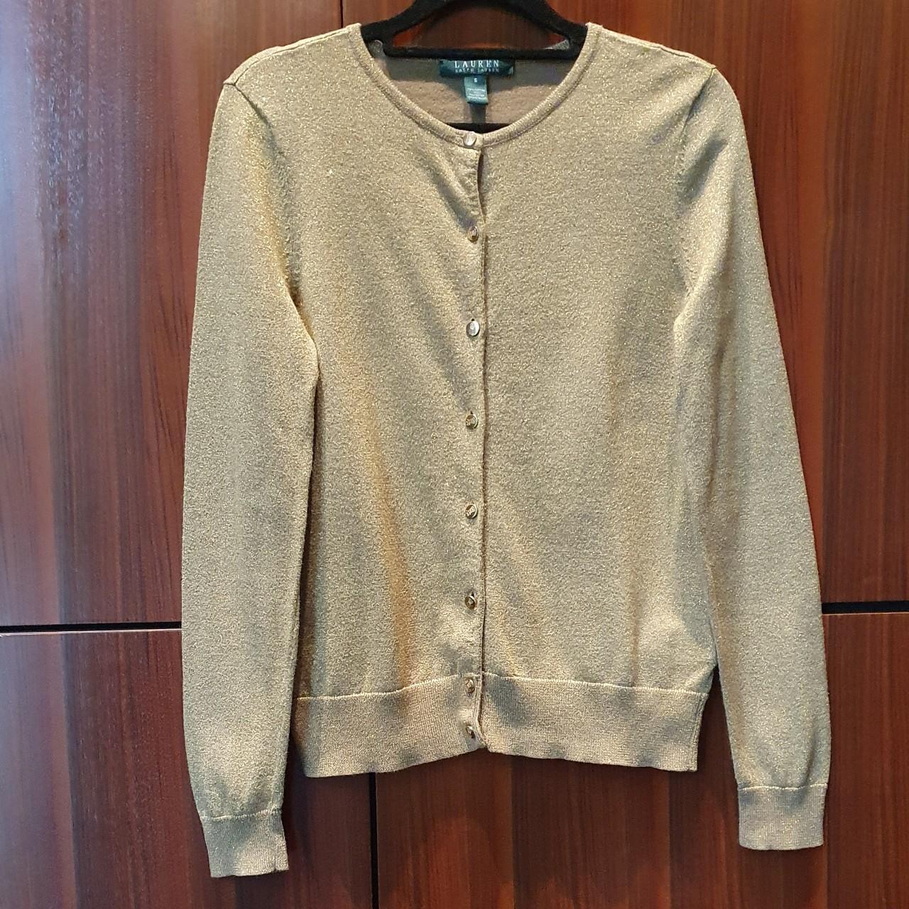 item listed by denikirostyle