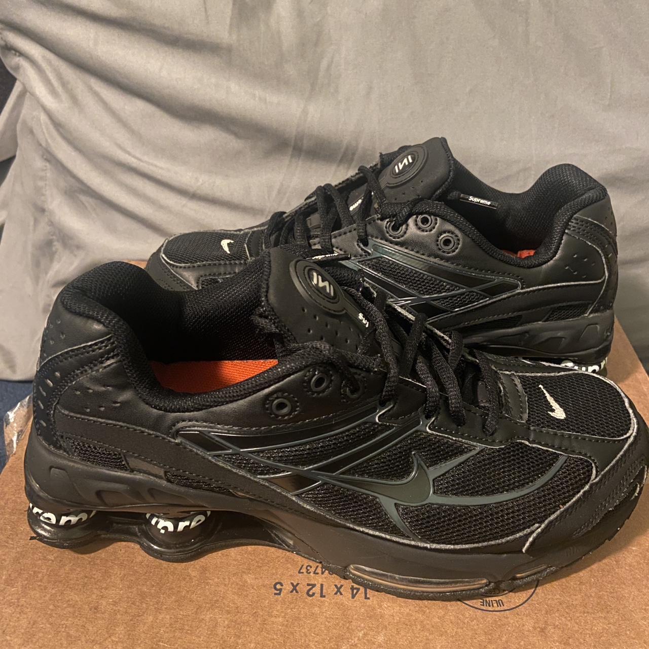 supreme nike shox