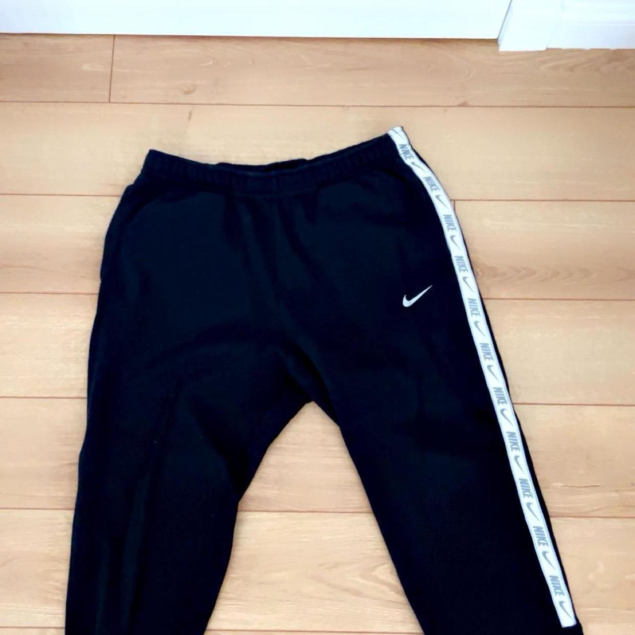 nike tape joggers mens