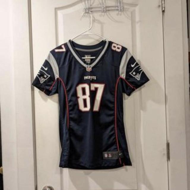 NIKE NFL Apparel New England Patriots Women's Medium - Depop