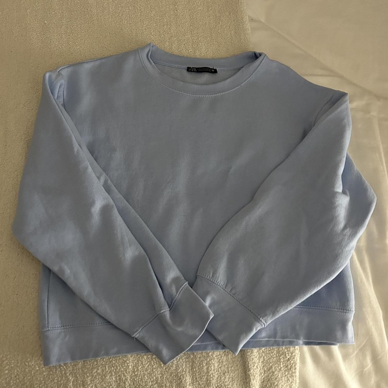 Light Blue ZARA Cropped Crewneck Sweatshirt Size... Depop