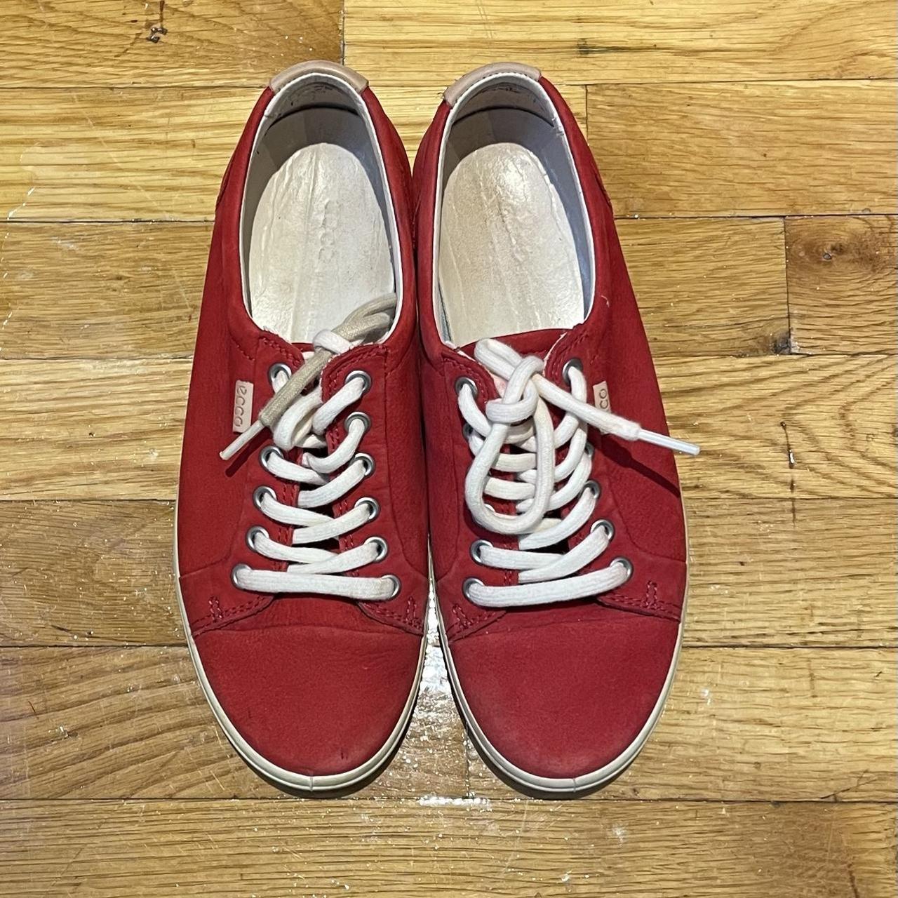 ECCO Women's Red and White Trainers (2)
