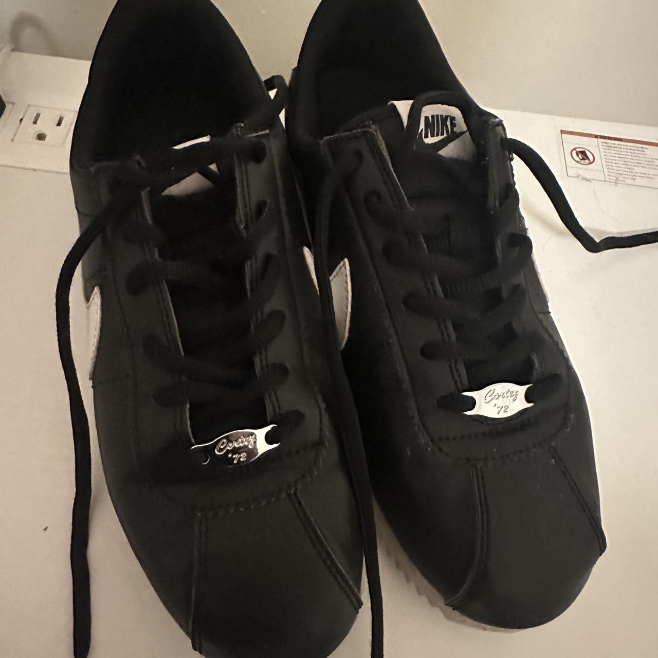 Nike Women's Sneakers - Black - US 5 – nike black… - image 2