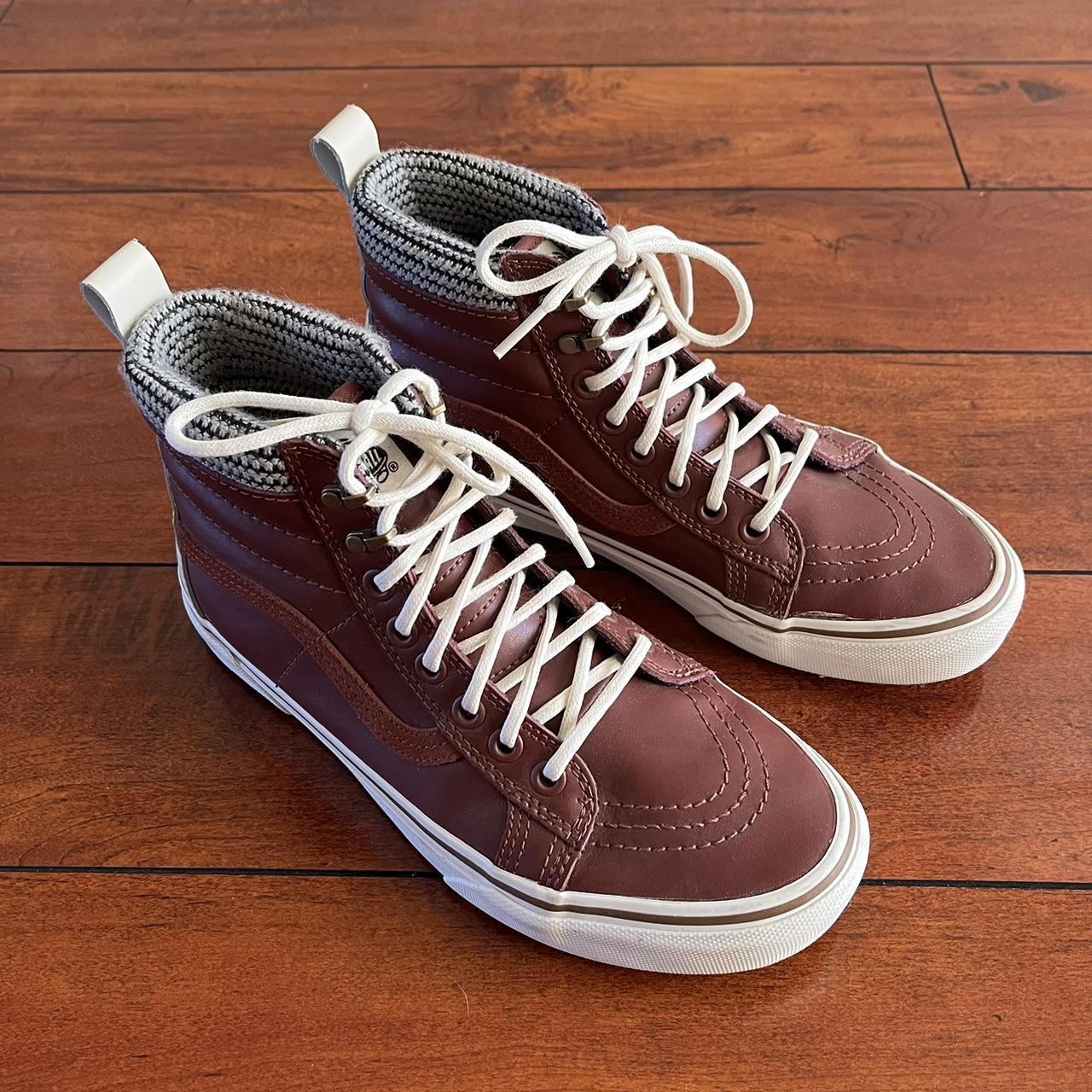 Burgundy high outlet top vans