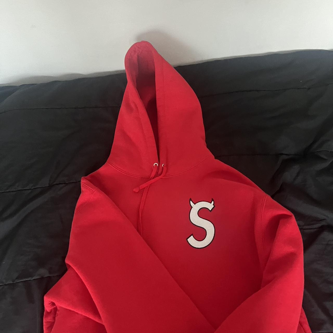 Supreme hoodie • Price is p firm on this one! • - Depop