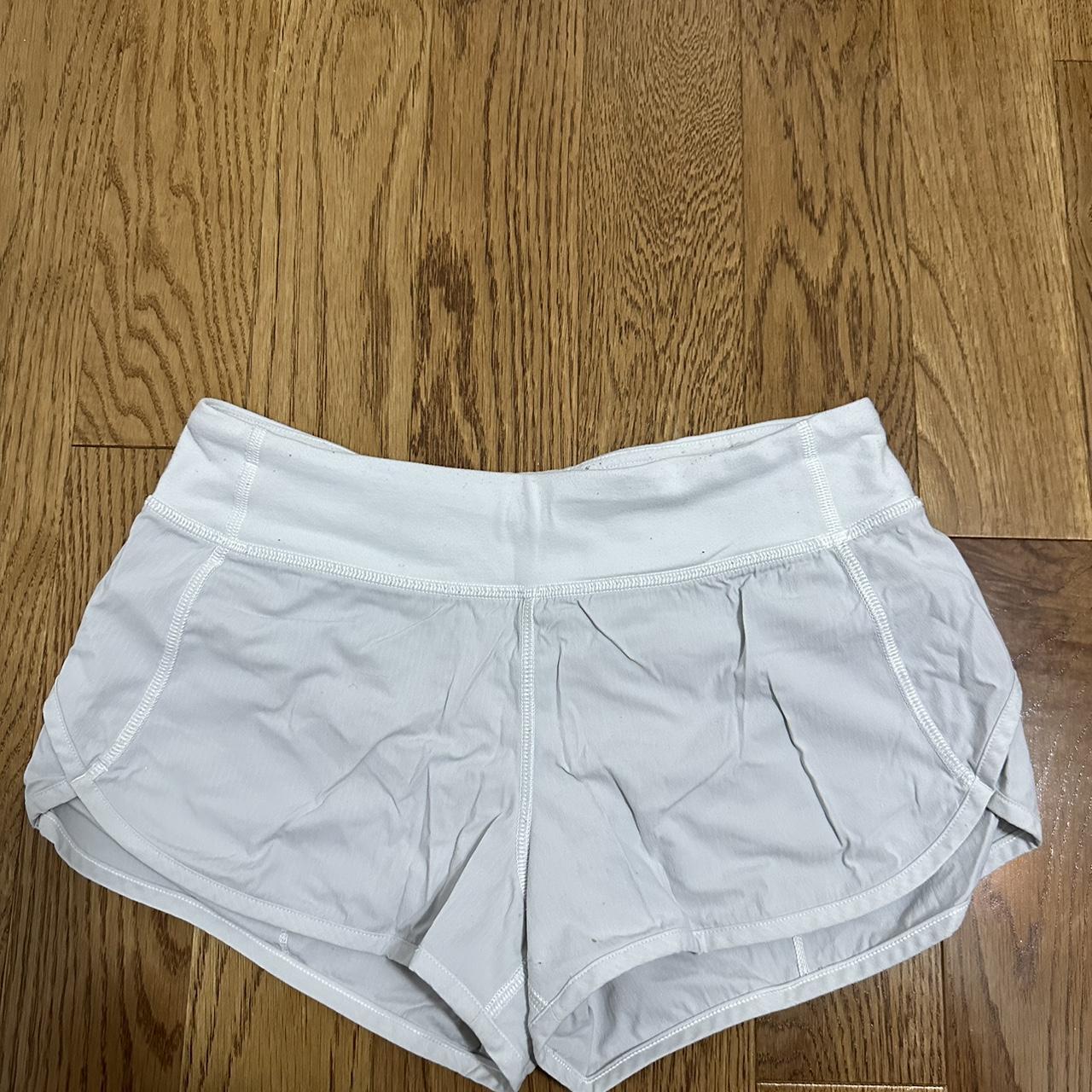 Size 14 sale lululemon shorts