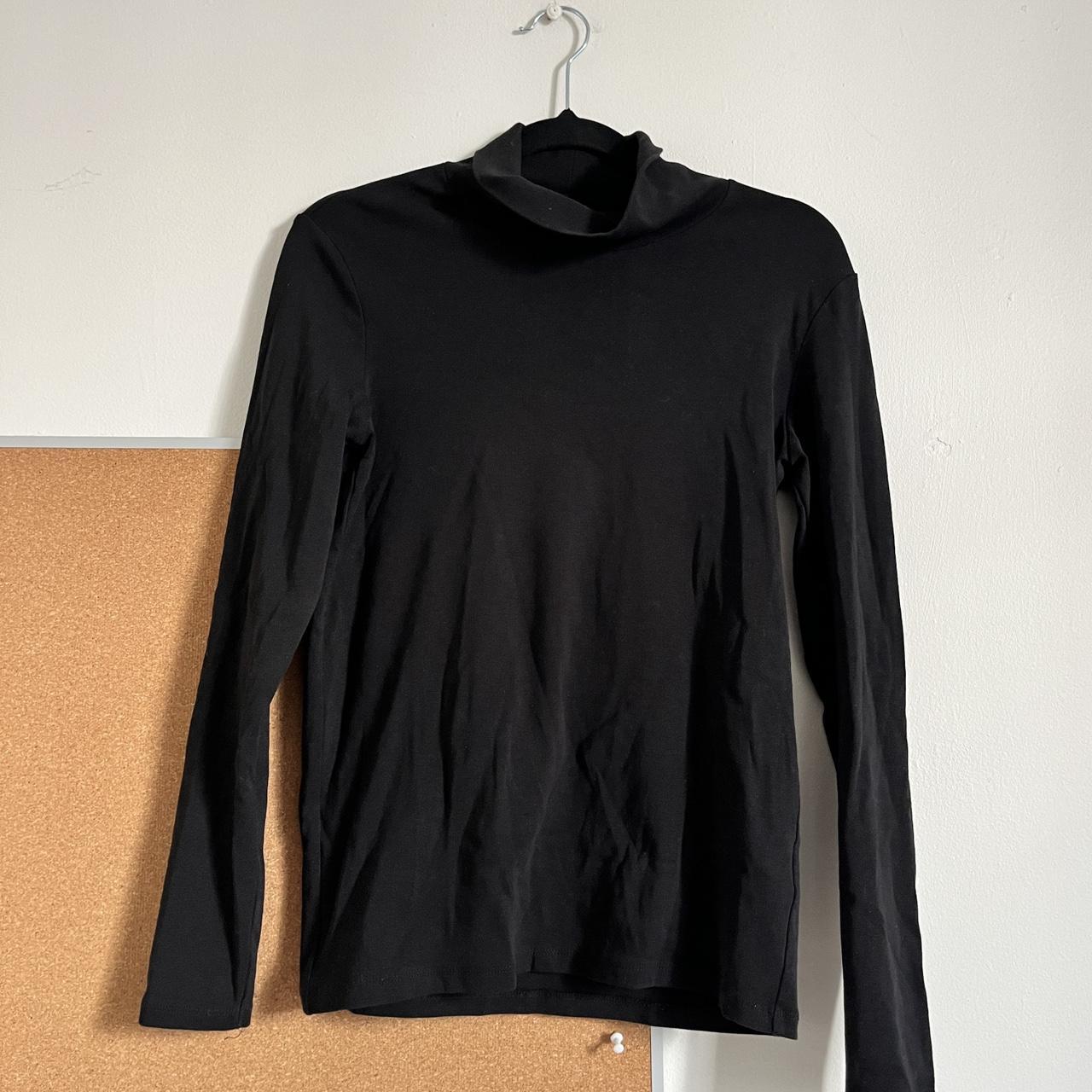 Uniqlo black skivvy / turtleneck Cotton material -... - Depop