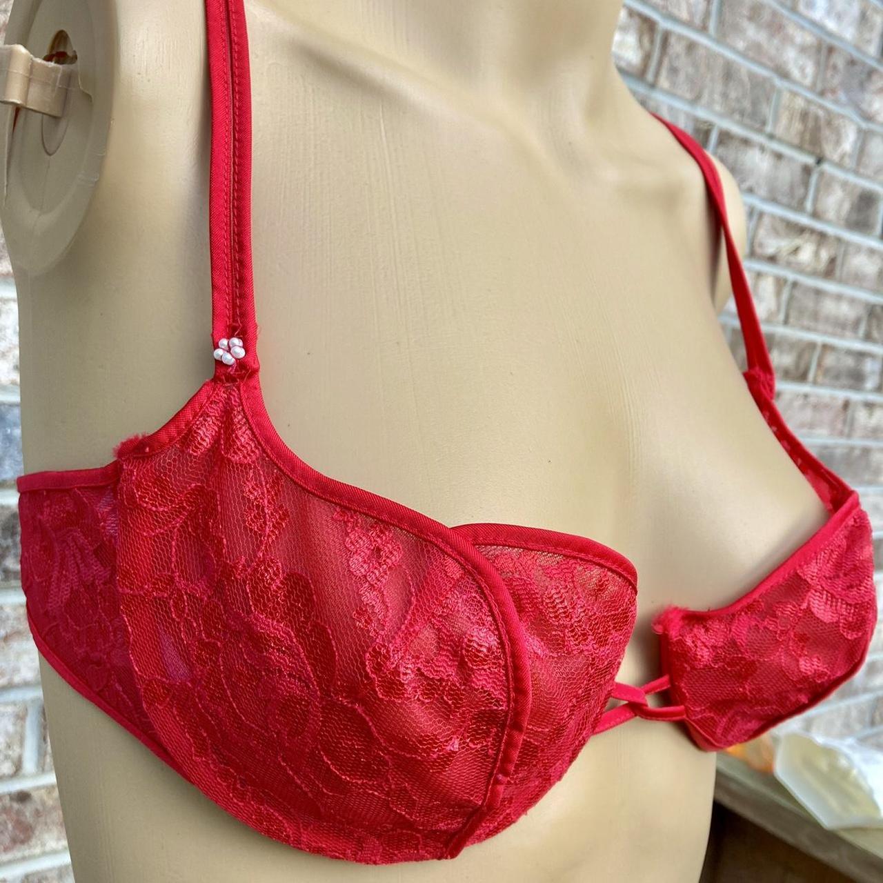 Vintage 80's / 90's red eyelet lace bra. This red - Depop