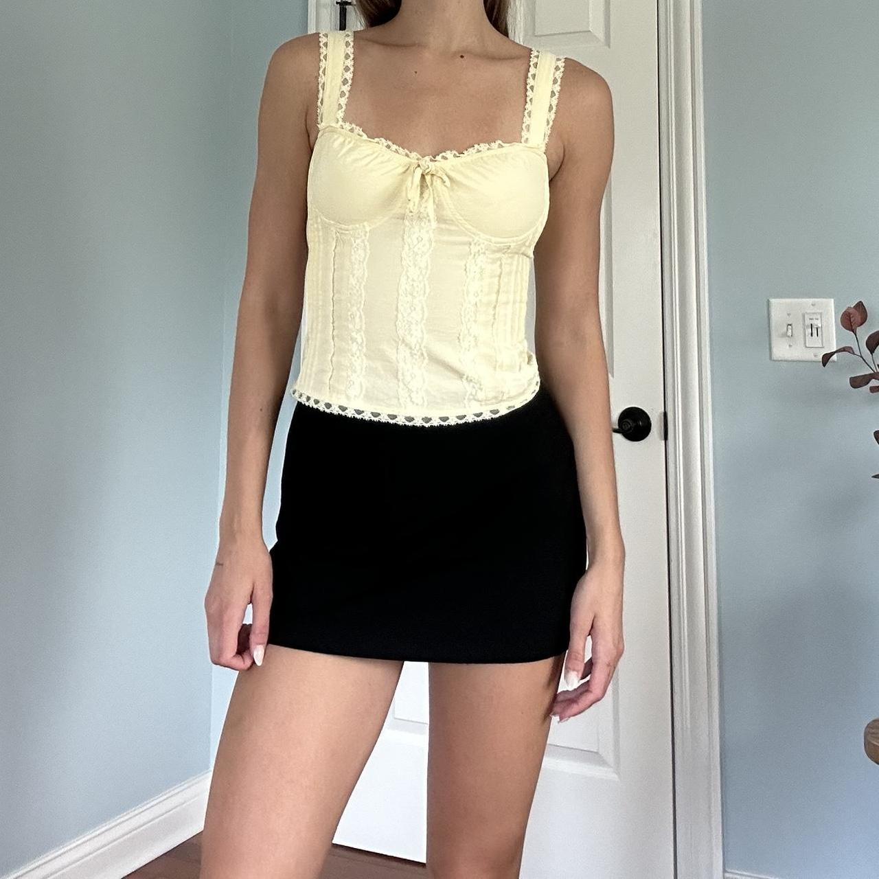item listed by rachelhemcloset