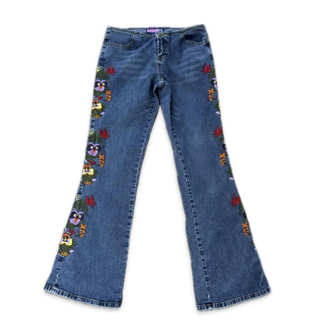 item listed by dresseddbyjess