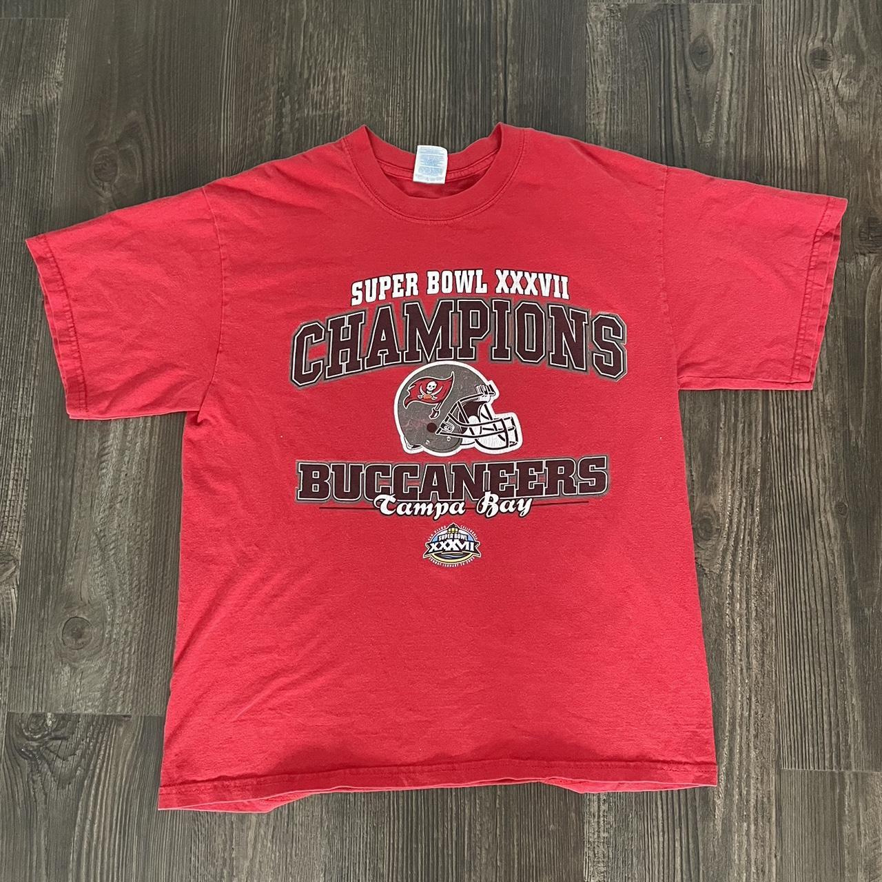 New TAMPA BAY BUCCANEERS Super Bowl XXXVII Champions Large T-Shirt