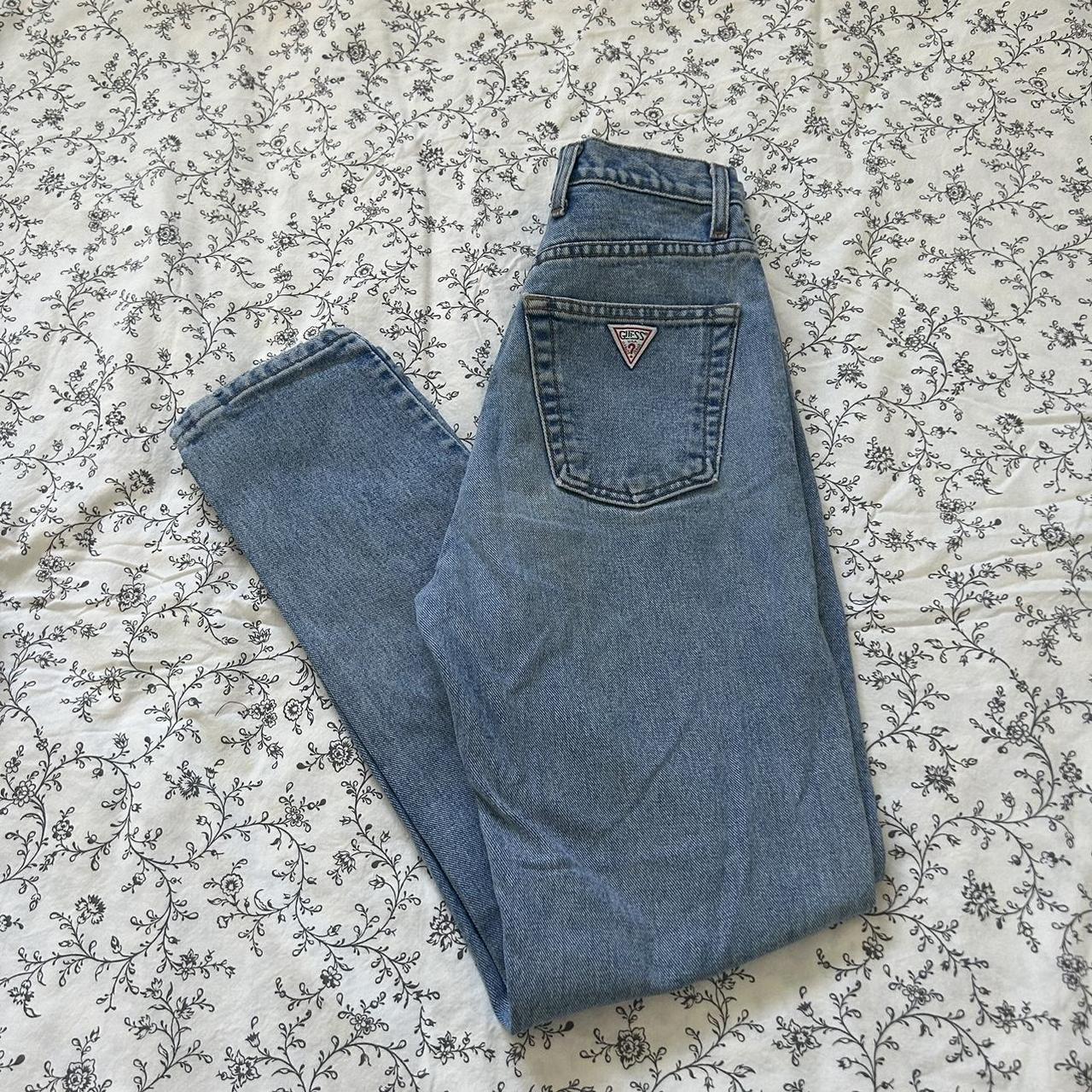 GUESS JEANS size 16 lightwash denim A classic pair. Depop