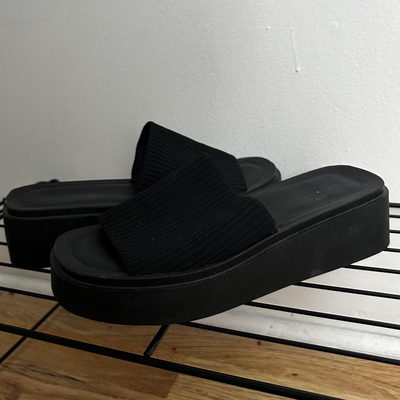 Cushionaire 90s sandal Very comfortable just do not Depop