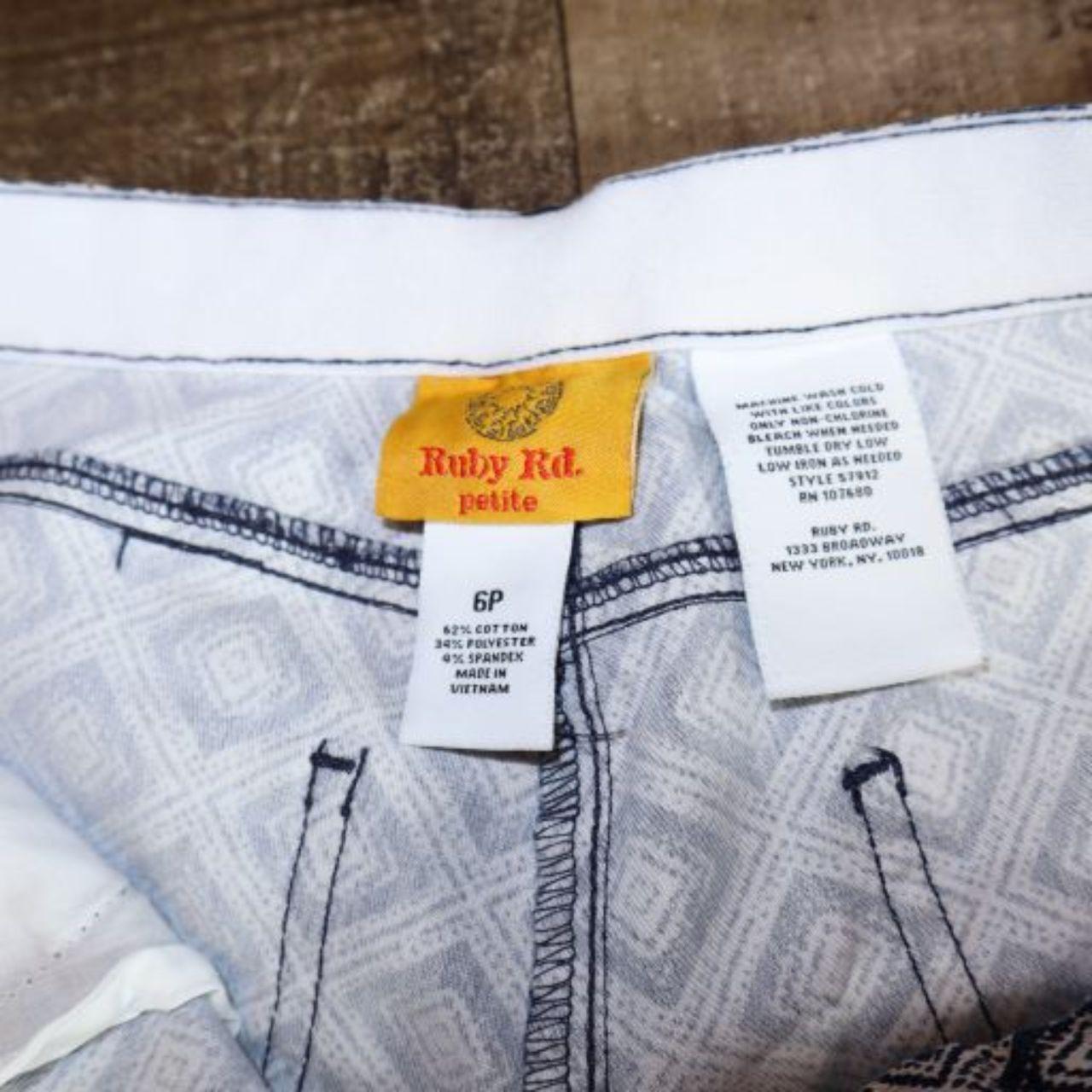 Ruby Rd. Women's Shorts - Navy/Multi - 6 – Ruby R… - image 4