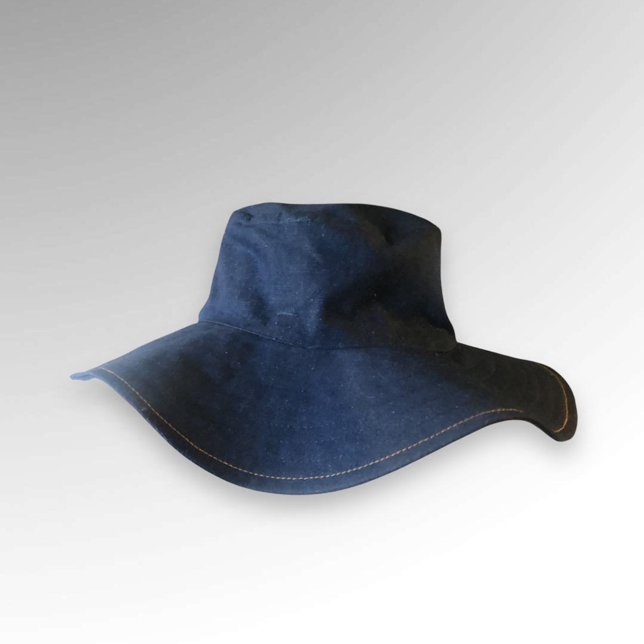 item listed by aliciaburke1