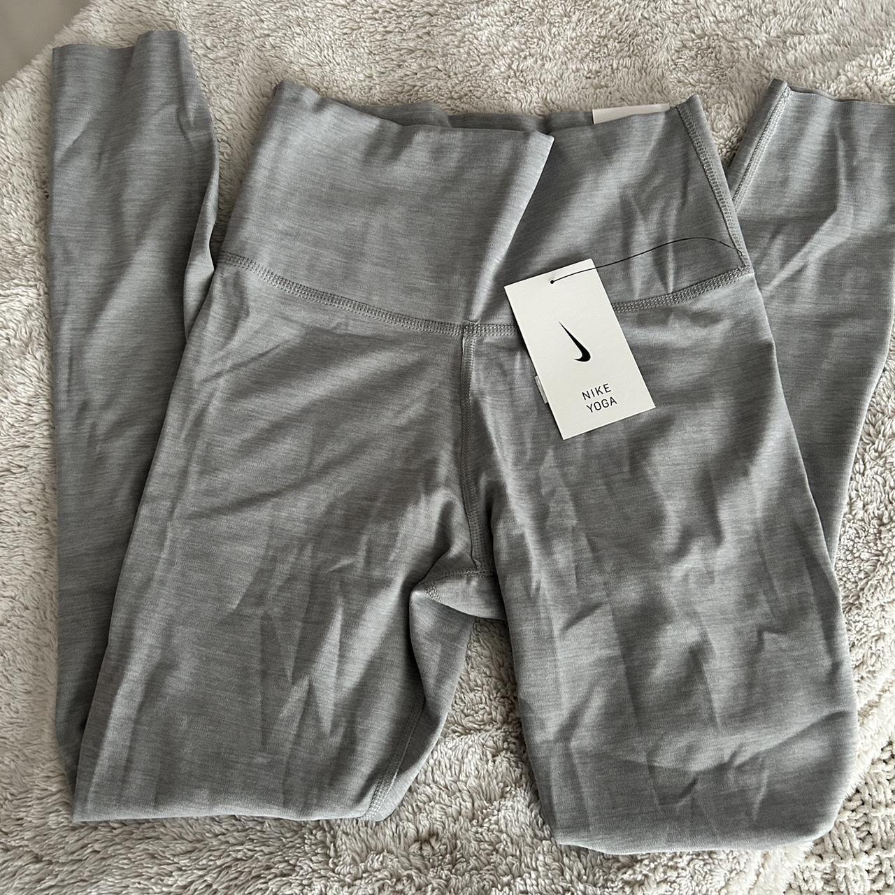 Nike Women's Grey Leggings Depop