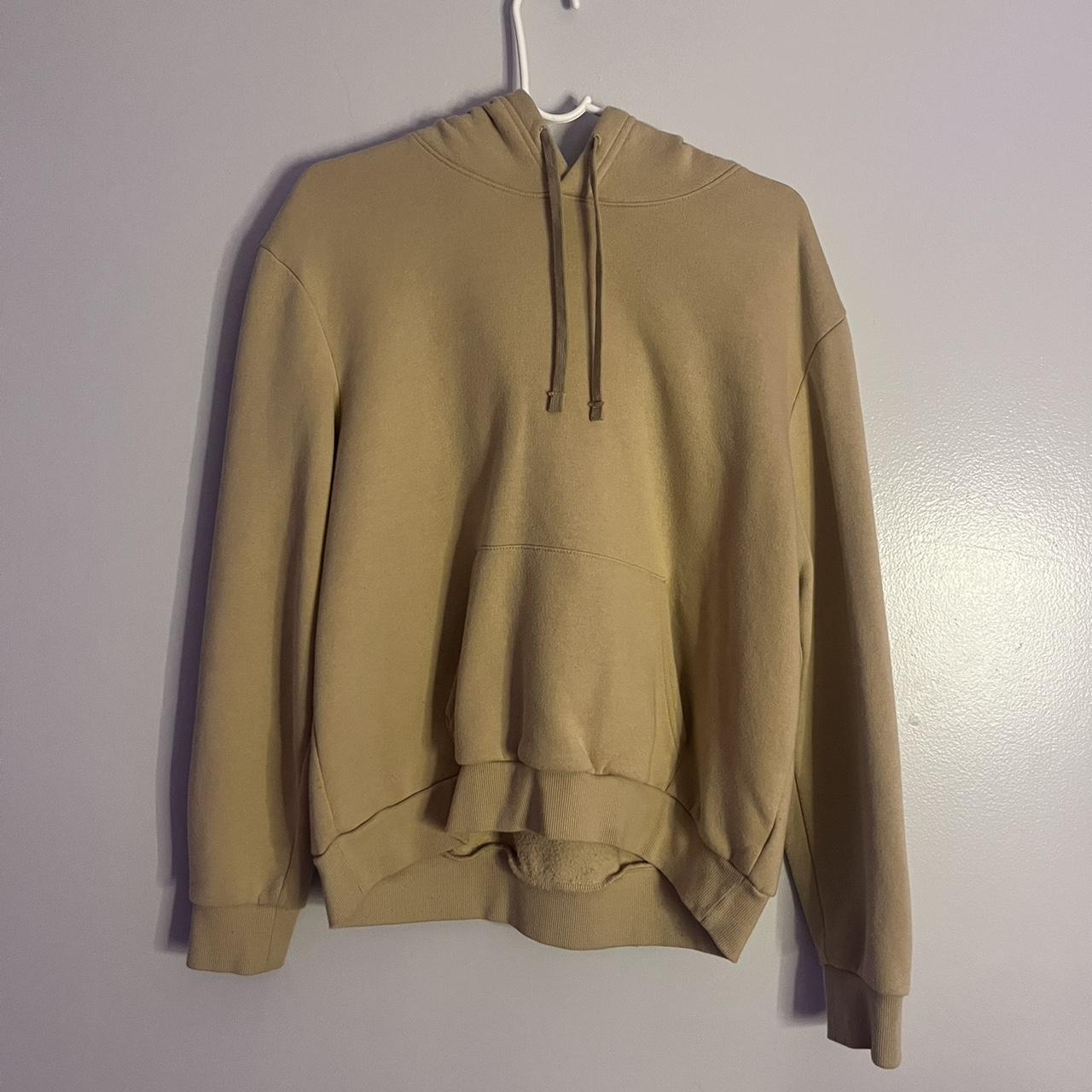 Cute tan oversized hoodie from H&M💓 in perfect... - Depop