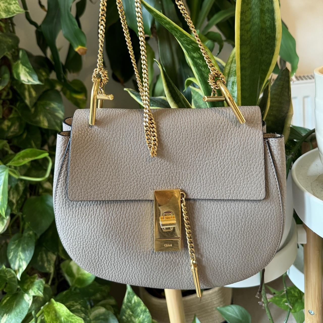 item listed by alicescays