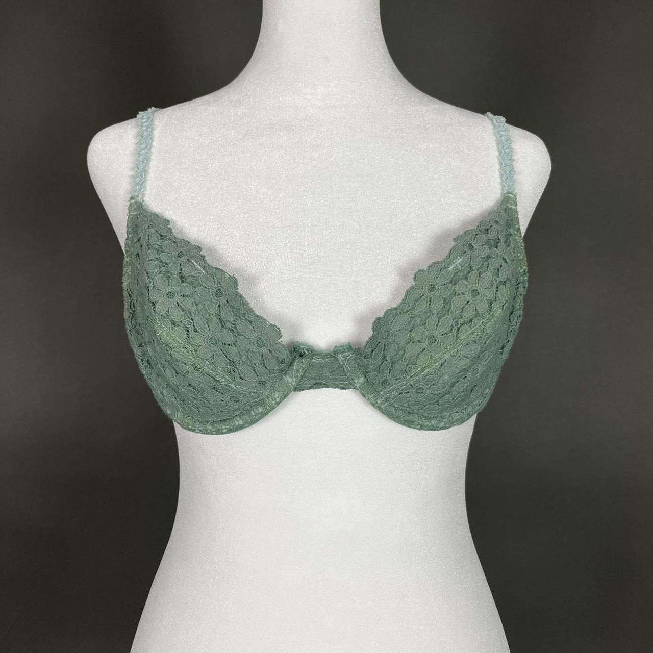 Floral green lace bra, Size 36B , Sister sizes: 34C