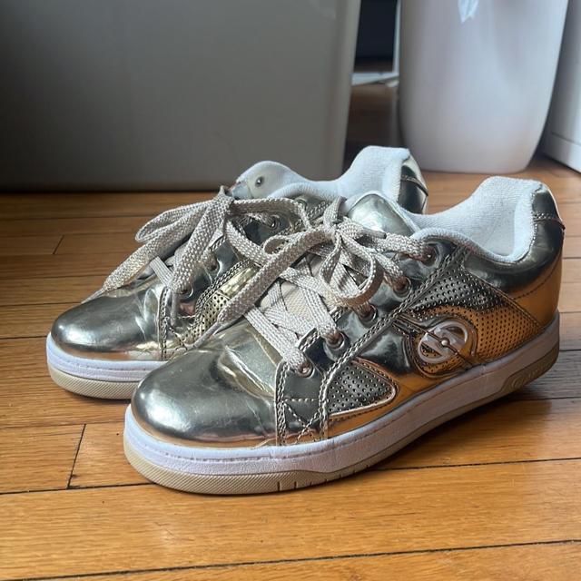 Gold heelys best sale